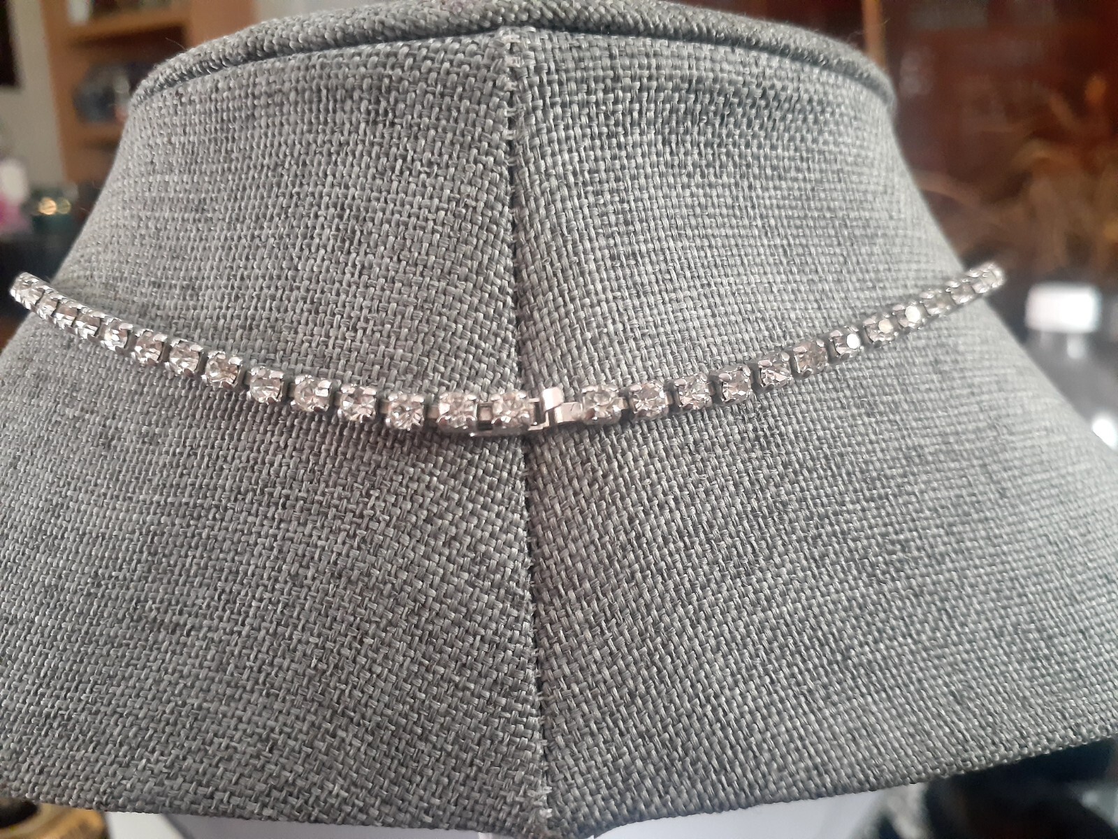 Vintage prong set Rhinestone Festoon Style Statement necklace. 15.5″
