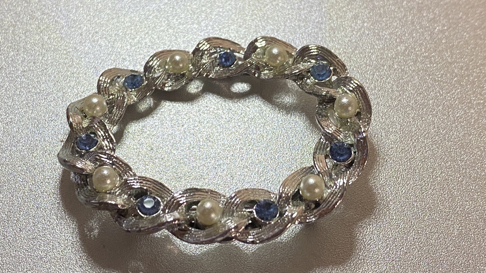 Women Faux Pearls Topaz Brooch Oval Shape