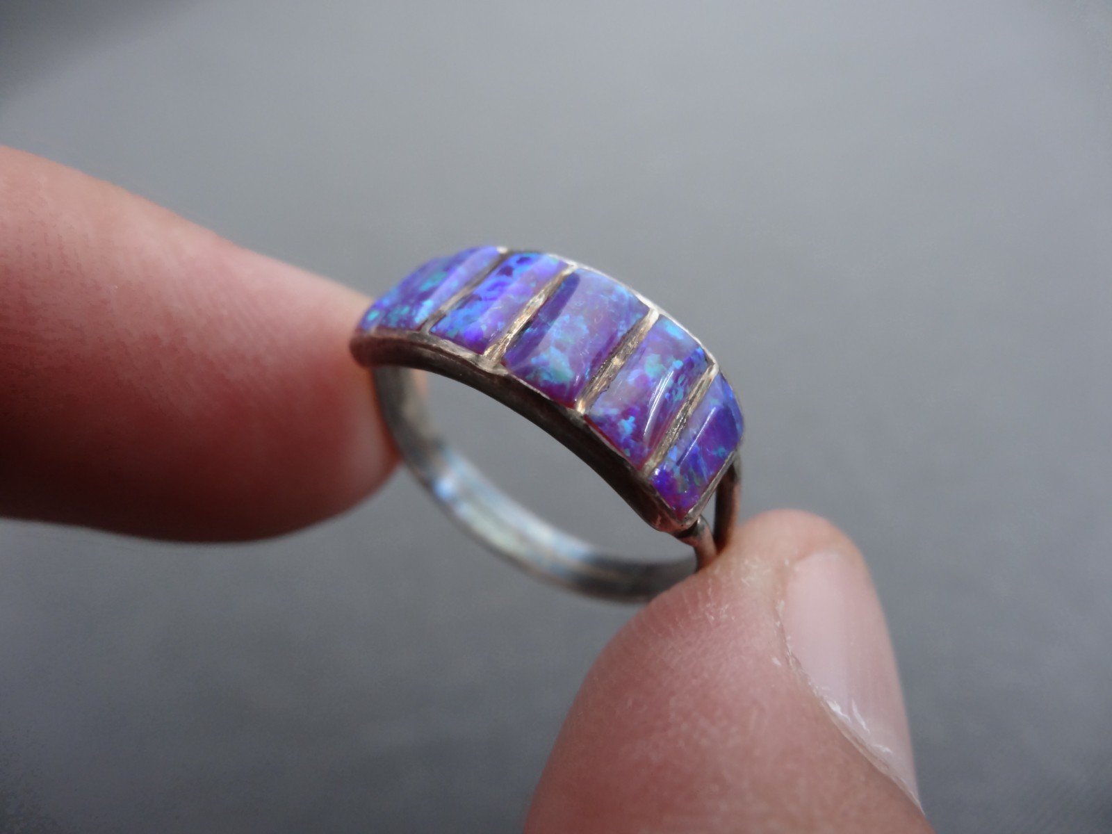 VINTAGE STERLING PURPLE FAUX BAGUETTE INLAY OPAL PAVER RING SIZE 8