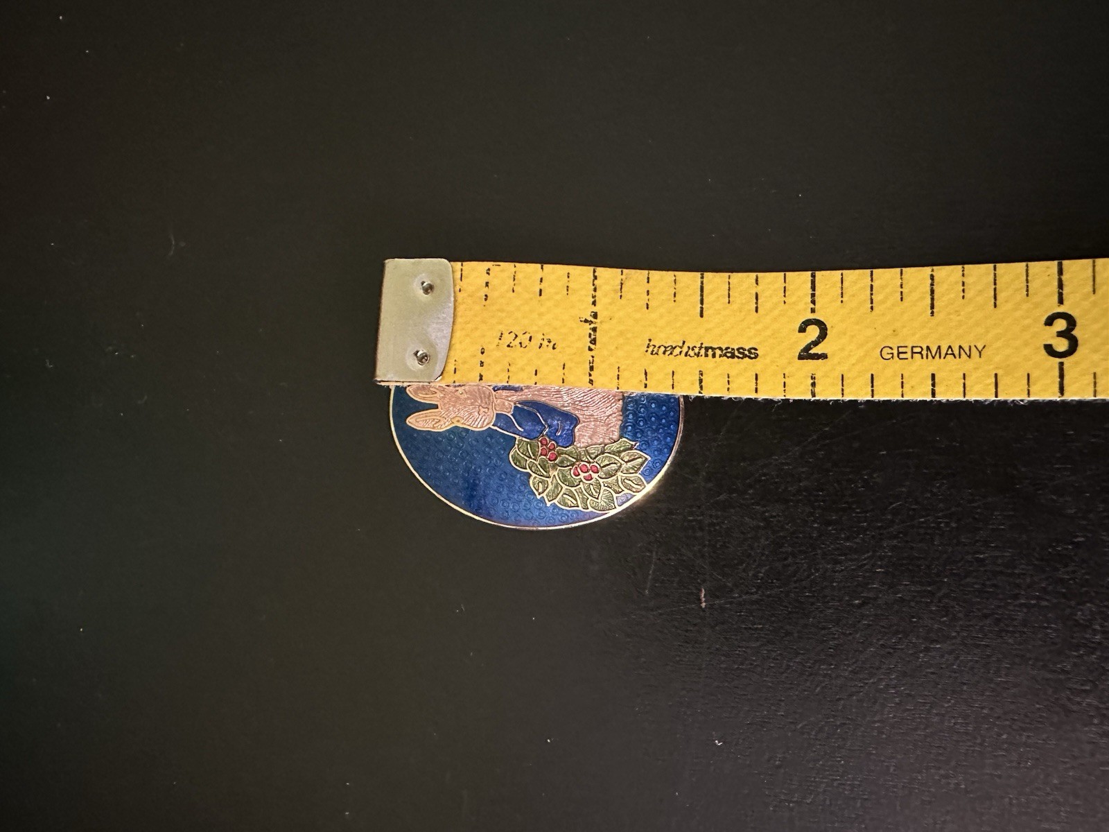 Vintage Enamel Peter Rabbit Oval Brooch Pin Gold Tone Bunny FW & CO 1992