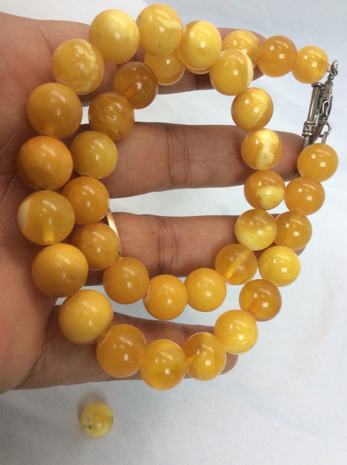 Genuine Vtg Egg Yolk Amber Round Beads Necklace Was Restrung 30 G