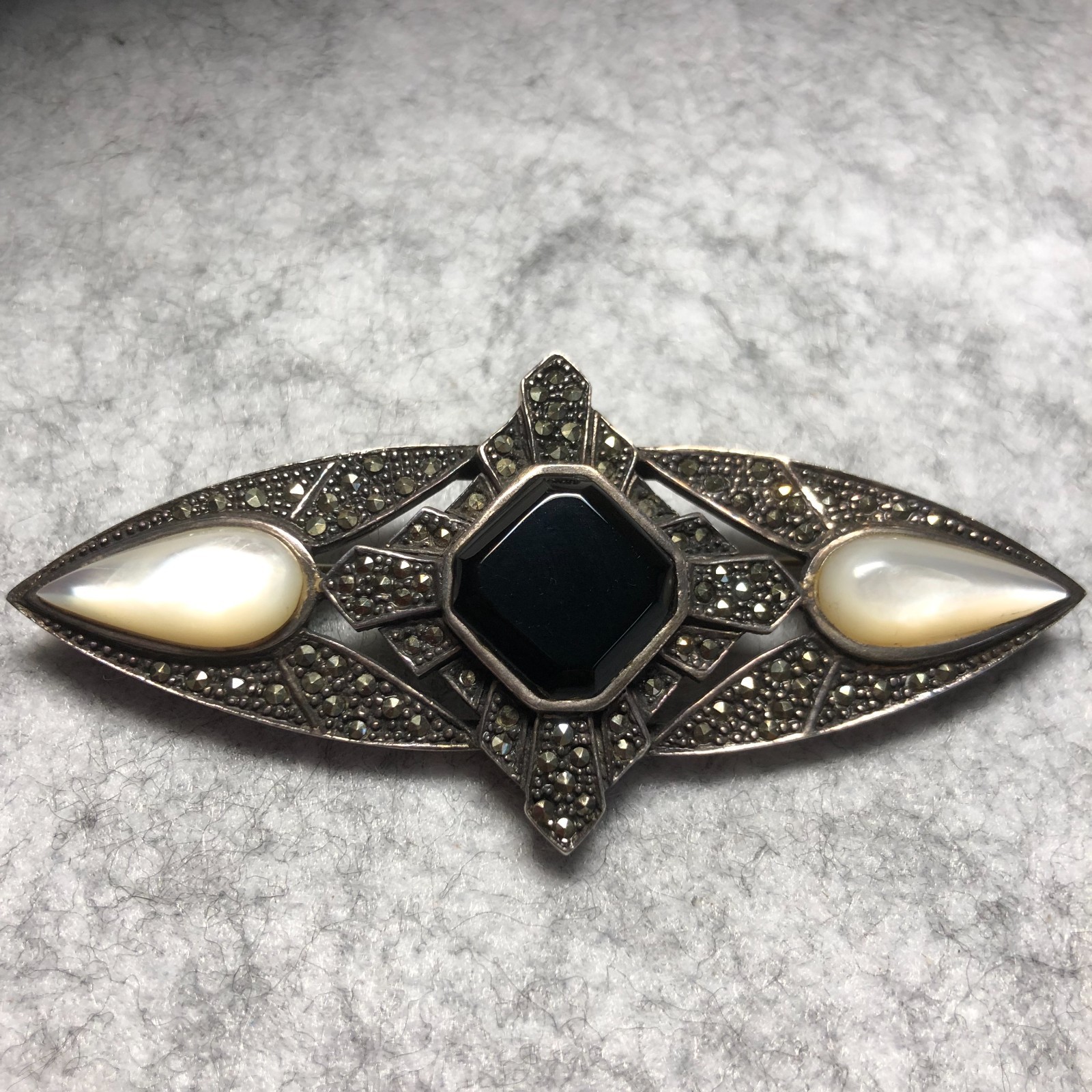 925 Sterling Silver Vintage/Antique Black Onyx ~ Pearl~Marcasite Art Deco Brooch