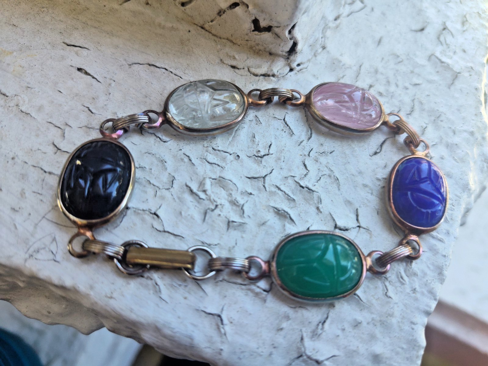 Vintage scarab bracelet Gold Tone Multicolor Stones 7”