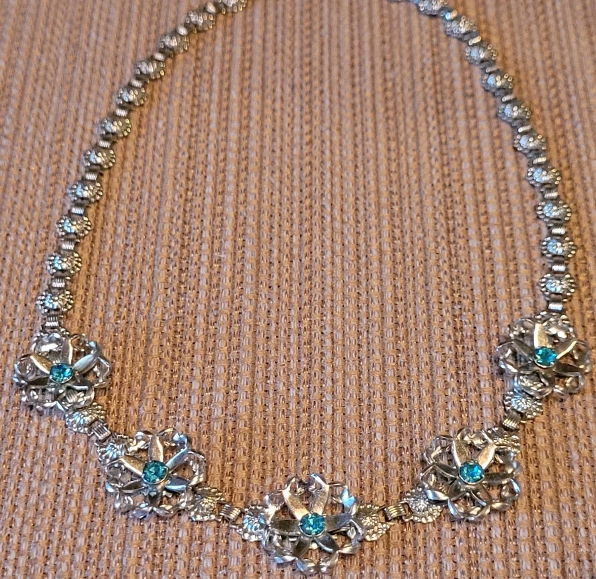 Vtg Wedding Jewelry SET Blue Choker Necklace Bracelet 15″ Silver Tone Flower