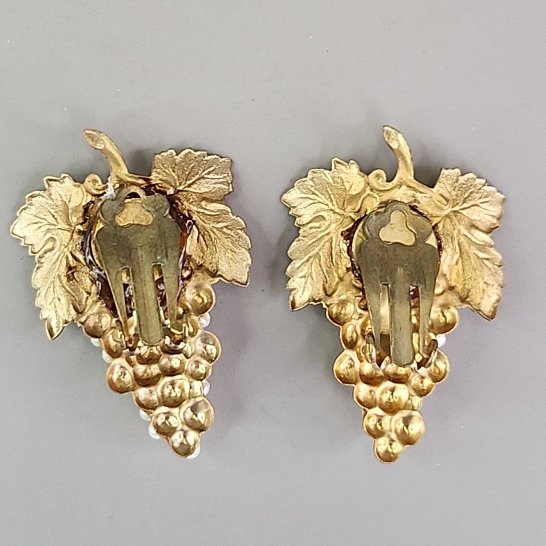 Vintage Artisan Pendant Clip Earrings Set Seed Pearl Grapes AB Repurposed