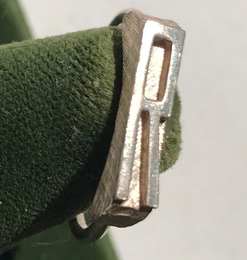 Vintage Sterling Silver Stamped Typebar Monogram “R” Ring Size 6 ADJUSTABLE