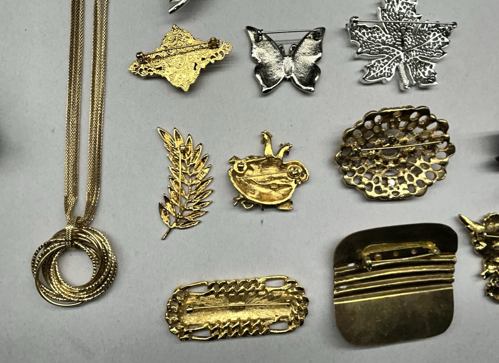 Vtg. Mixed Brooch & Necklace Lot Monet SarahCov 20pc Jewelry Bundle | USA Seller