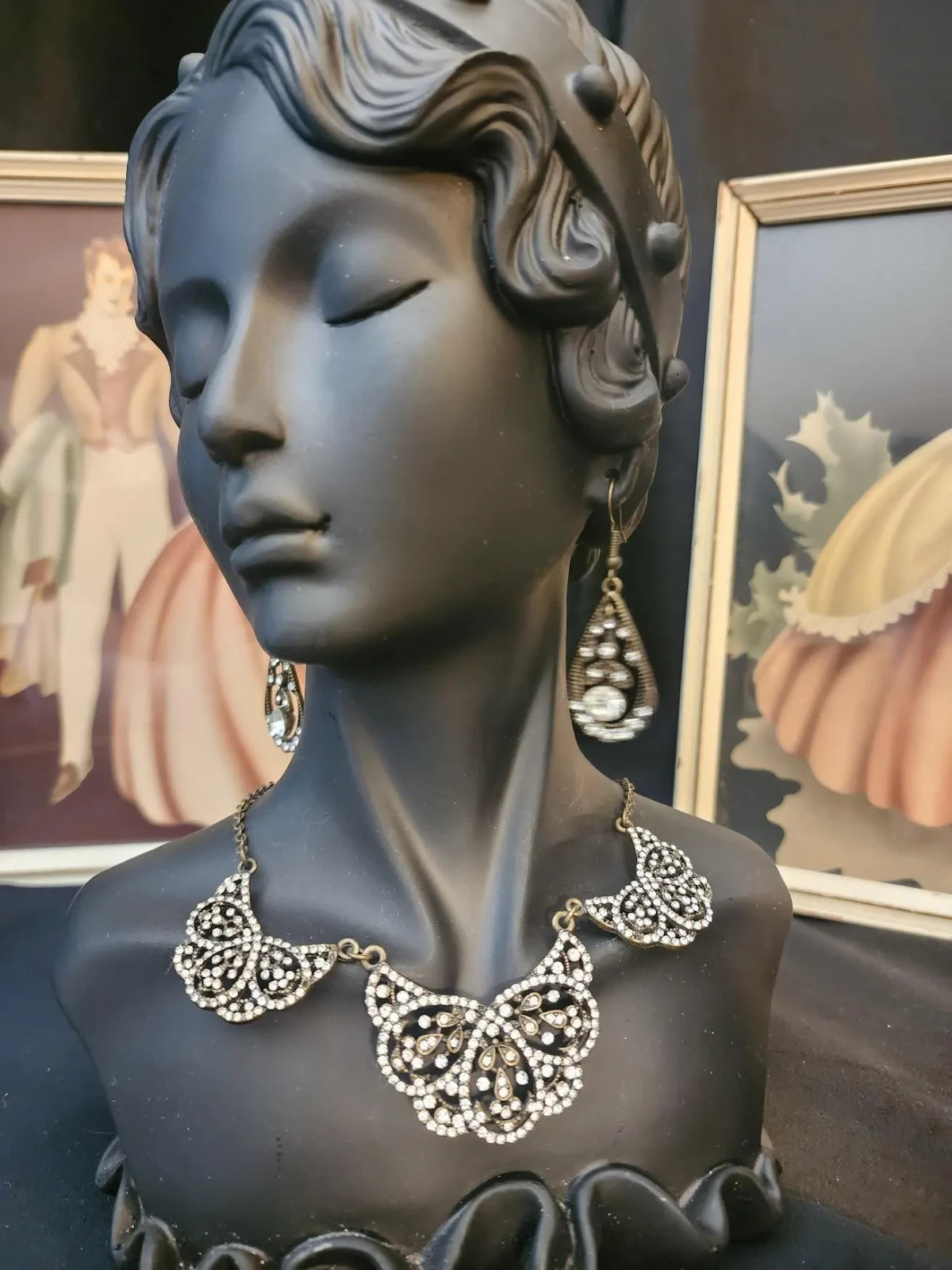 Vintage Rhinestone Filagree Bronze Jewelry Set