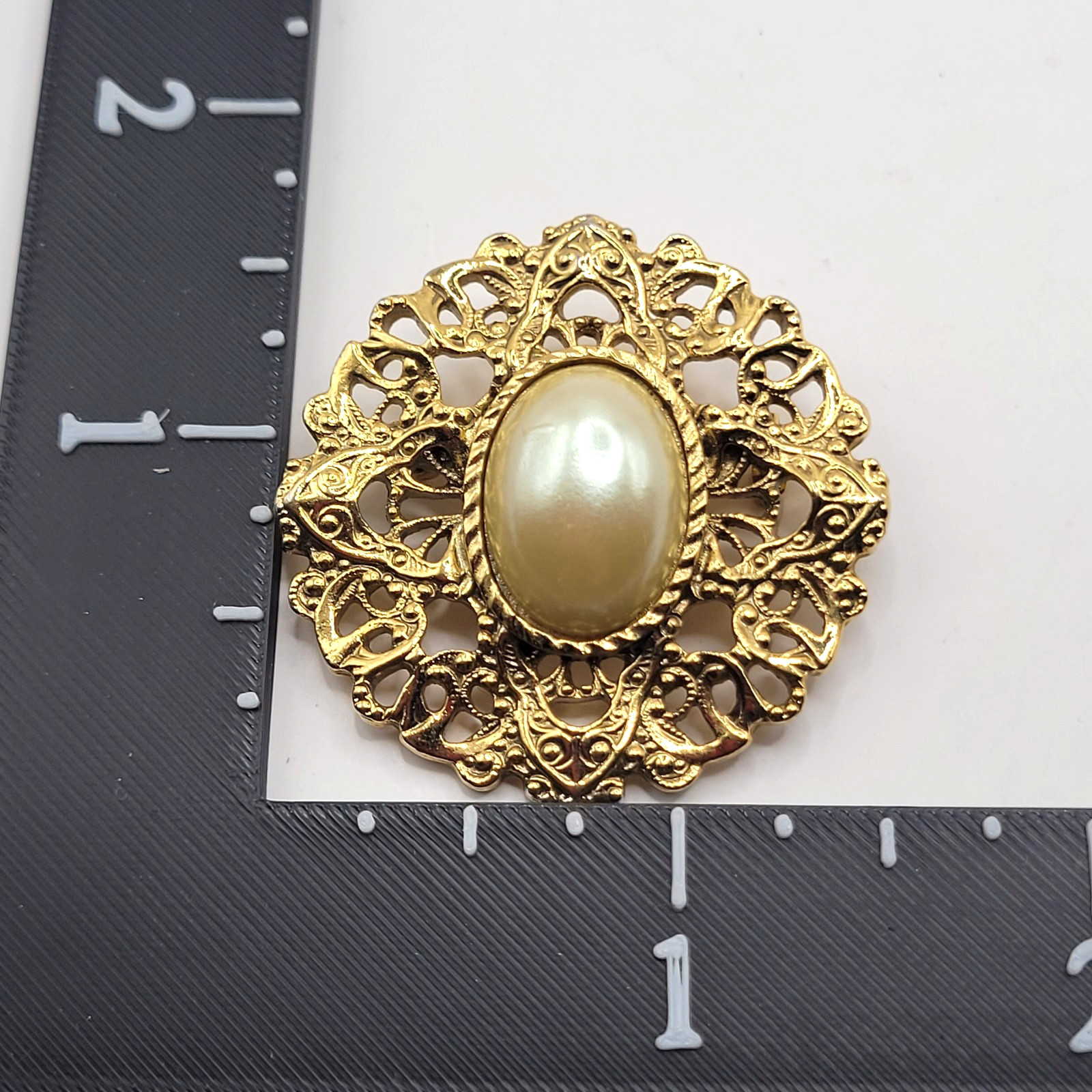 Vintage Brooch Faux Pearl Filigree Gold Tone
