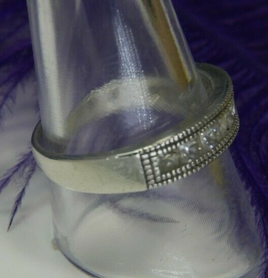 8 White Quartz 925 Sterling Silver Estate wedding engagement band Ring size 9.25