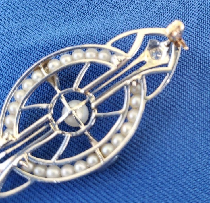 Original EARTH MINED DIAMOND Deco Brooch Gatsby era Vintage Pearl SOLID 14K GOLD