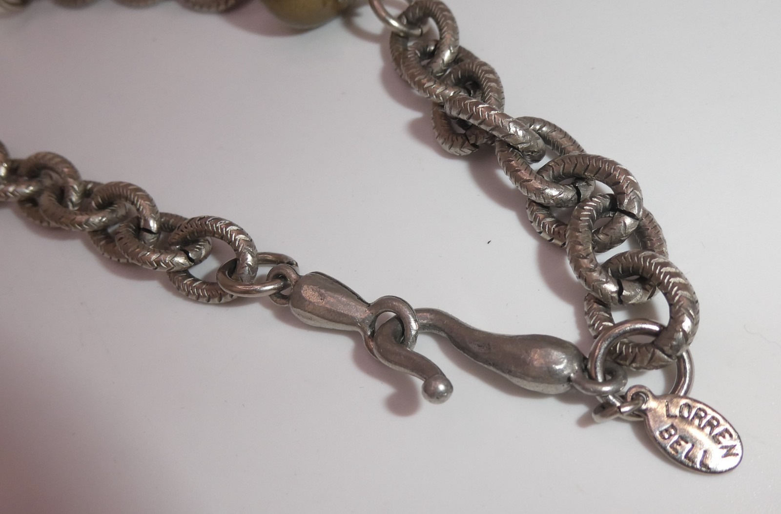 LORREN BELL CHAIN LINK SILVER TONE & FAUX PEARL LONG NECKLACE 46″ DESIGNER