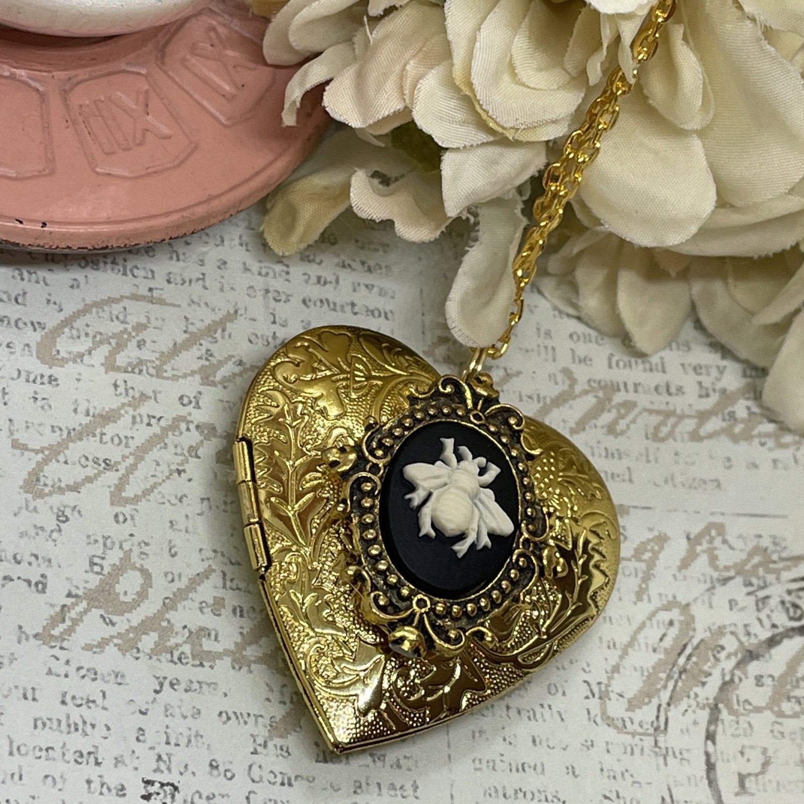 Gold Heart Locket Photo Birthday Anniversary Wedding Cameo Bee Honey Necklace
