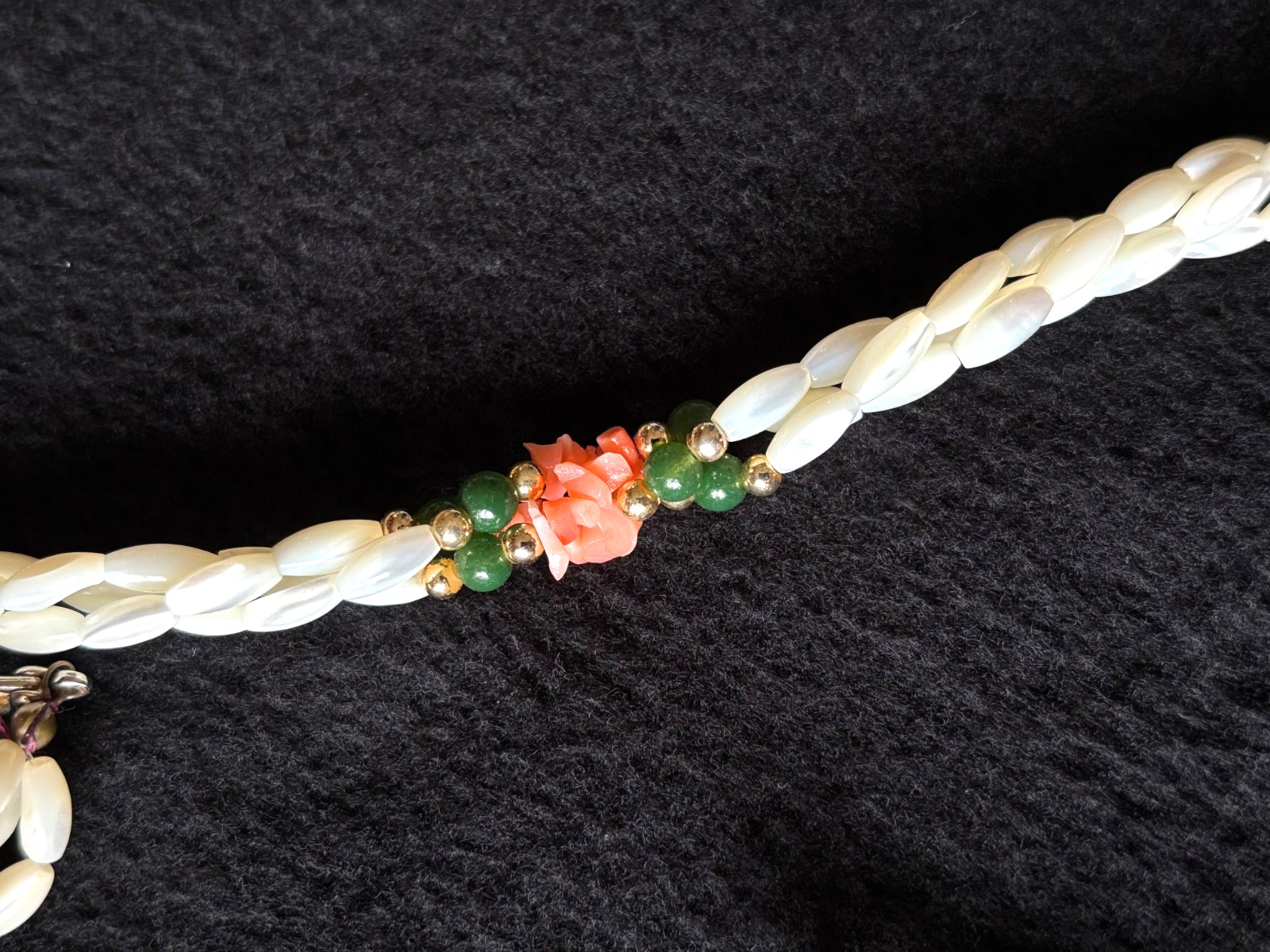 Beautiful Necklaces (2) Beaded Coral Jade & Mother of Pearl VINTAGE 18″ & 17″