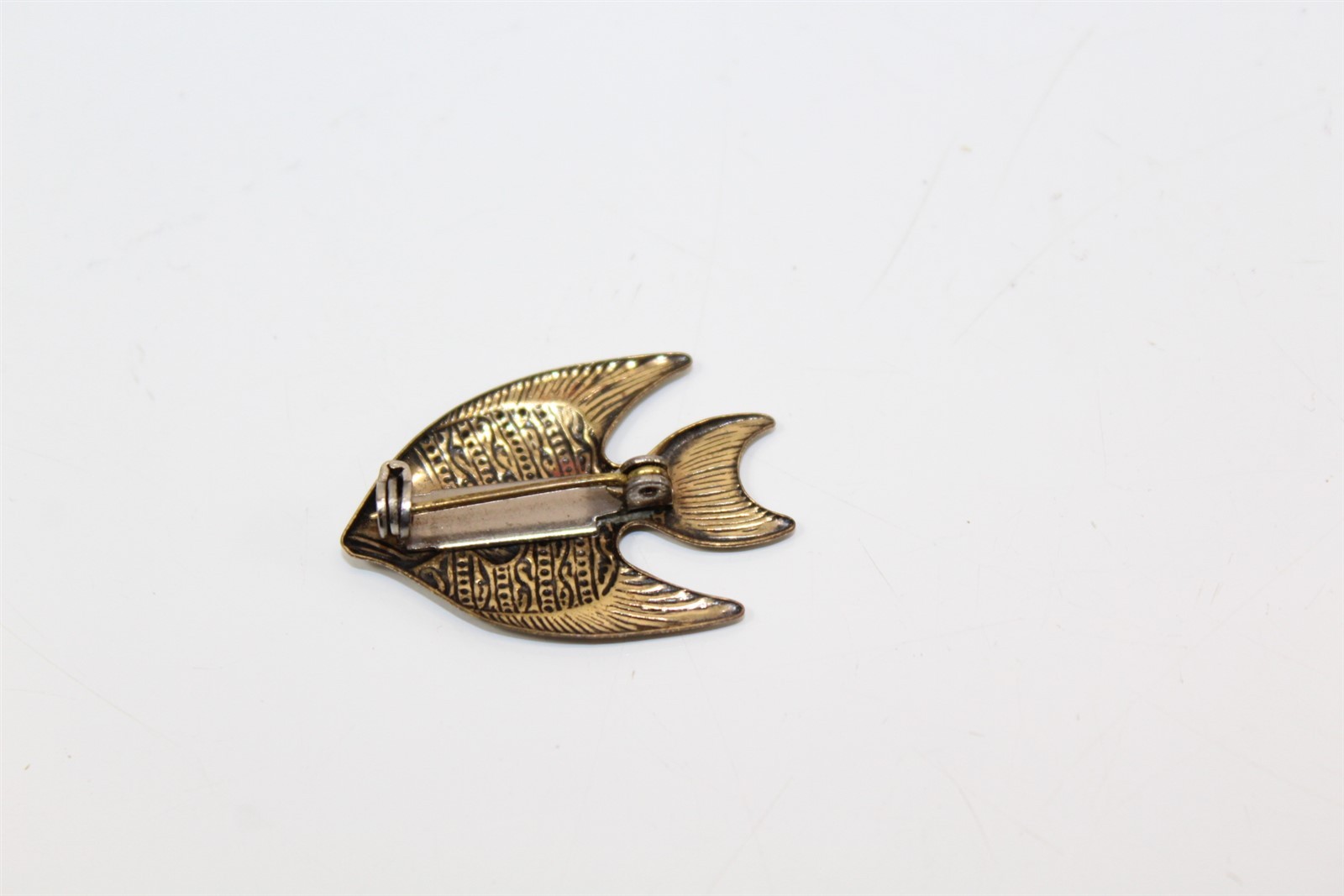 Brooch Gold-Tone Alloy Fish Design Vintage
