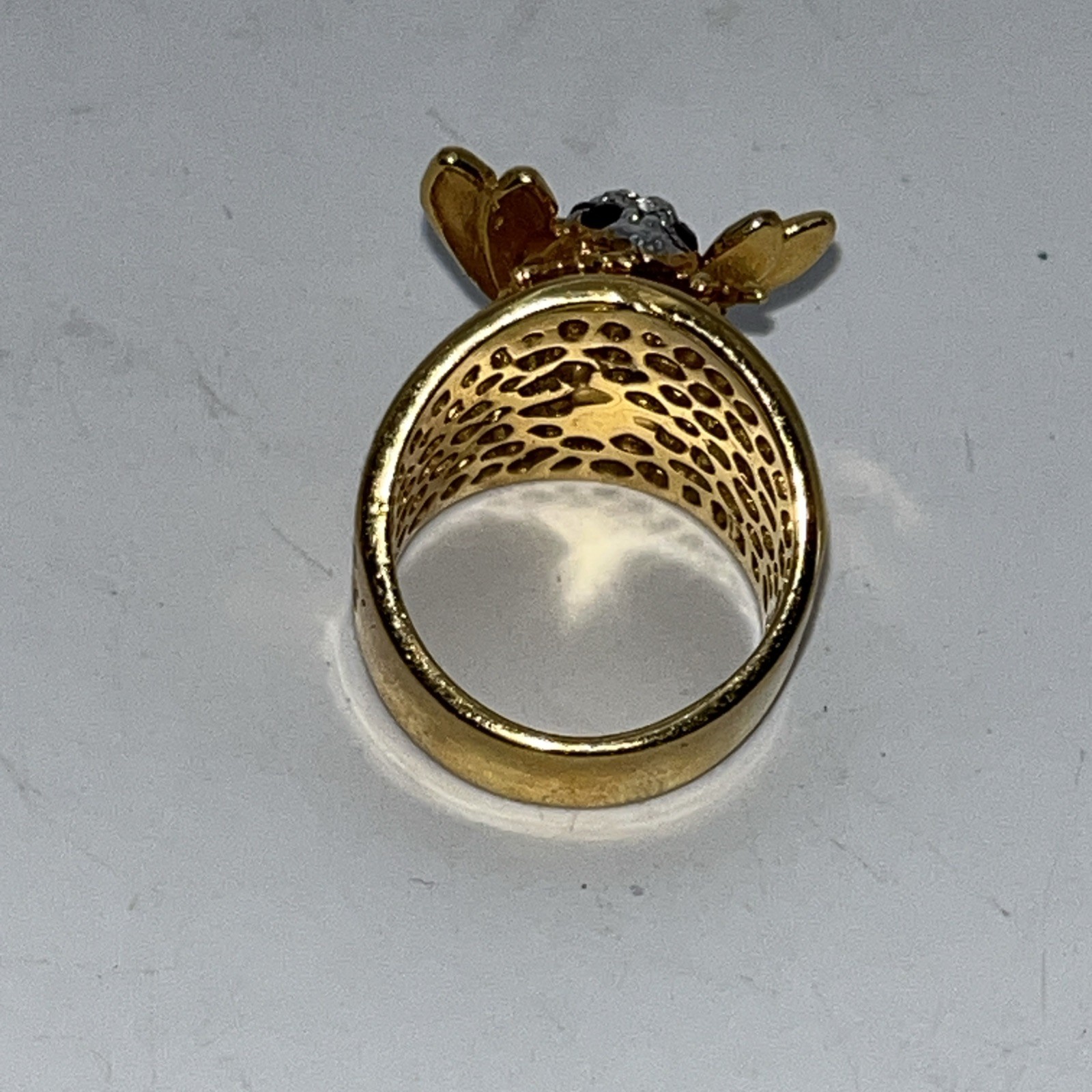 Vintage 70s 18K Heavy GP Bee Ring Honeycomb Lattice Red Clear Rhinestone Size 6