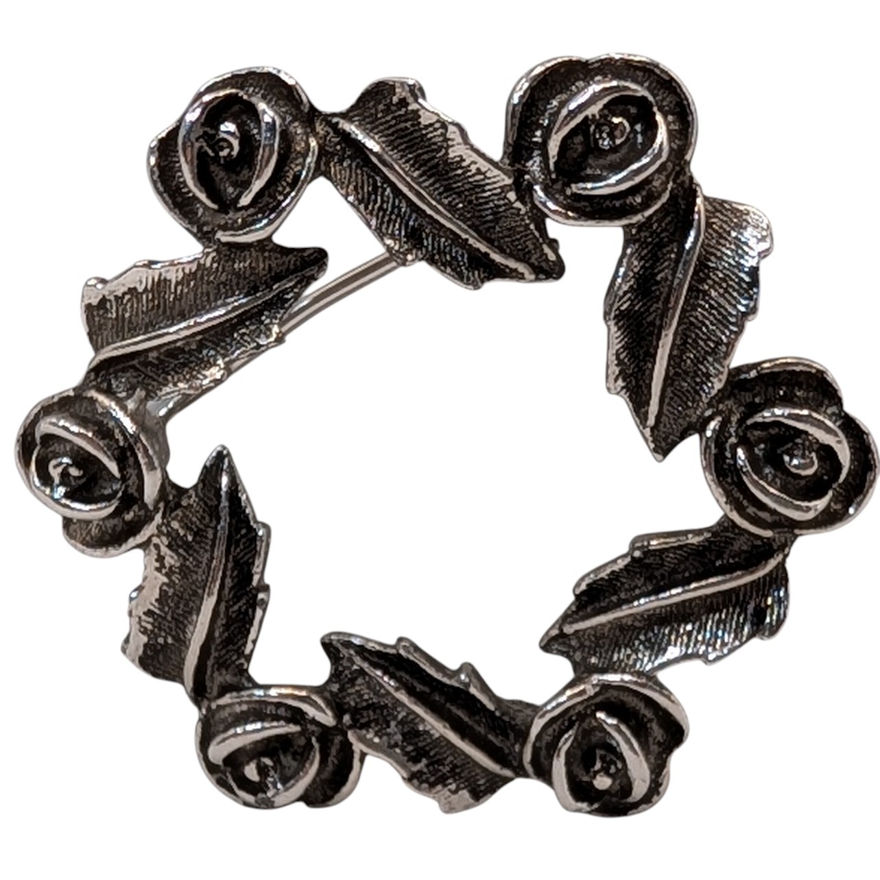 Vintage Sarah Coventry Brooch Signed Rose Wreath Silver Tone Round Pin 1970s