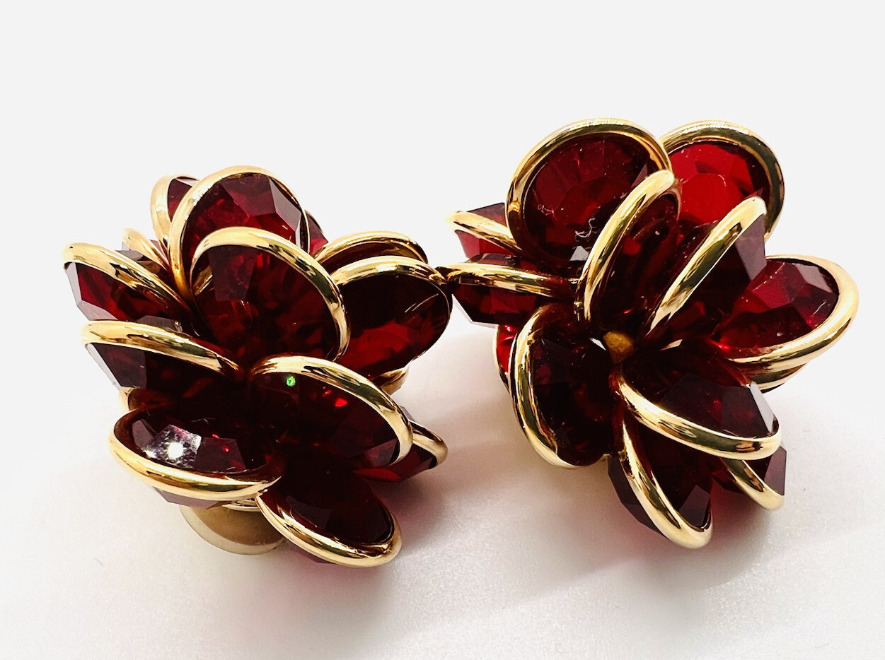 Large SWAROVSKI 3 Dimensional Bezel Set Crystal Earrings Signed Vintage Jewelry