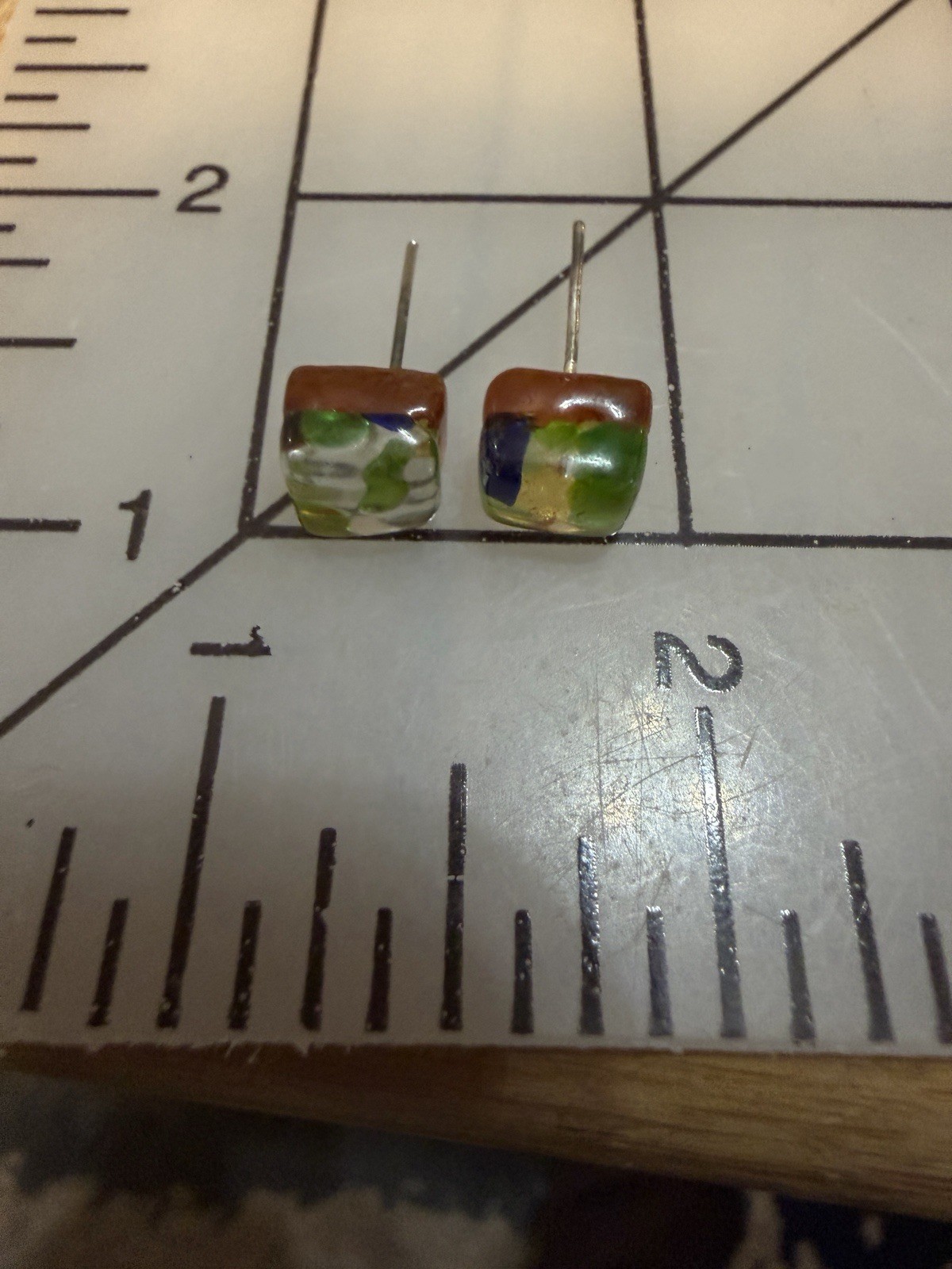 VINTAGE NEON Murano Glass Earrings Green Reflecting Stud Lobe Italian GIFT SEE