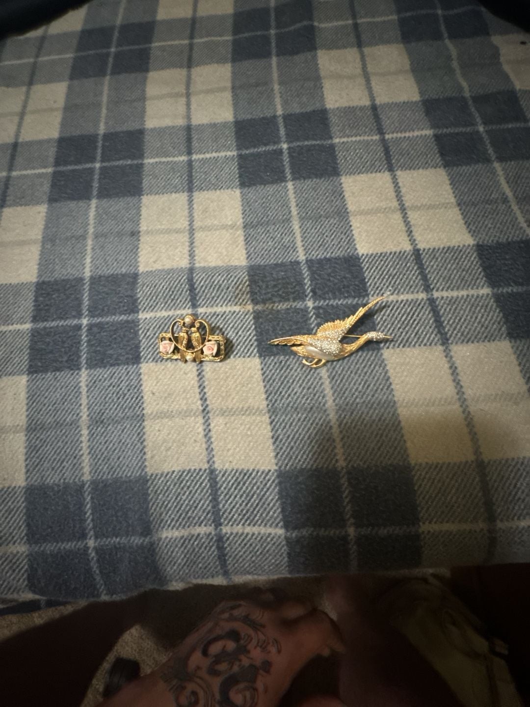Nettie Rosenstein Vintage Gold-Tone Flying Bird and Rose Floral Brooch Set