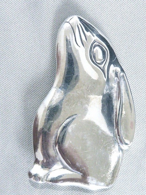 VINTAGE RETRO SIGNED H & H GLV STERLING RABBIT PIN BROOCH 1 1/4″ BY 1 7/8″
