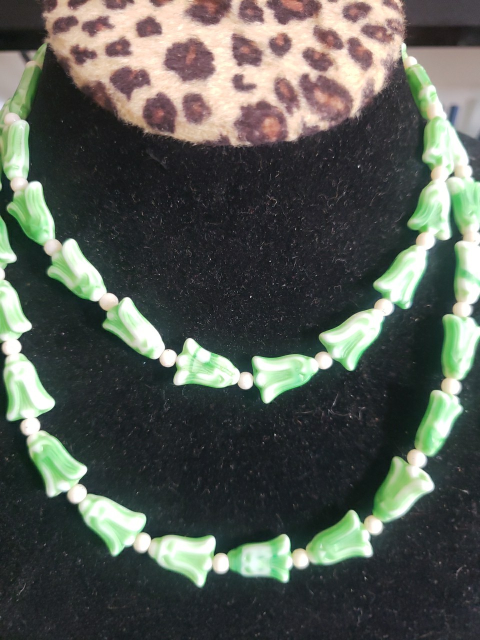 Vintage Czech Tulip Green Glass Beaded Necklace 30″