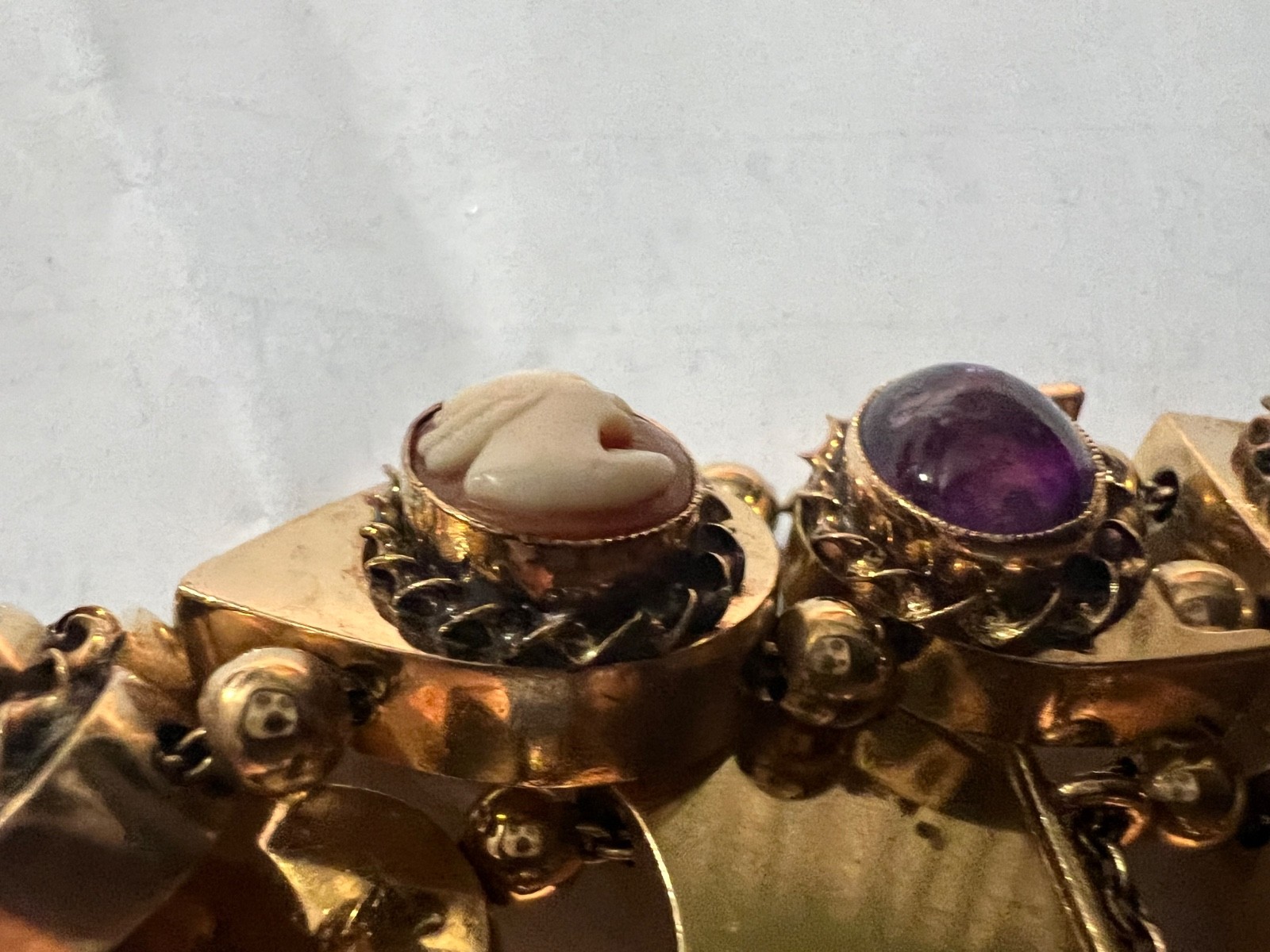 14k Gold ANTIQUE VICTORIAN GOLD CHARMS SLIDE BRACELET. CIRCA (1837-1901)