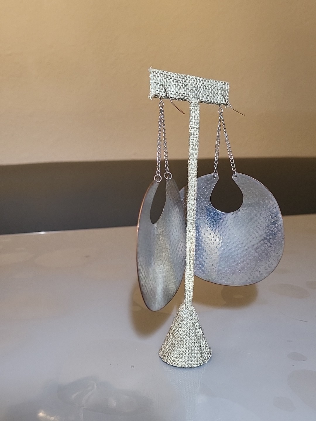 Vintage Handmade Artist Silver Tone Crescent Moon Earrings Hammered Metal Lg L20