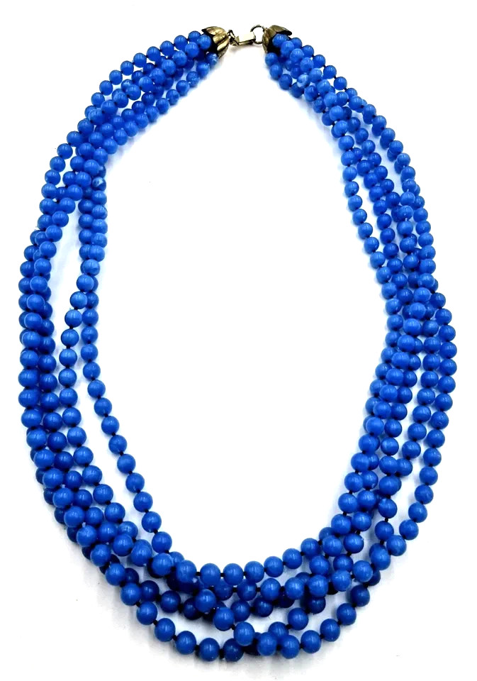 VTG 24″ PRETTY MULTI STRAND CHUNKY BLUE PLASTIC BEAD KNOTTED Necklace gold tone