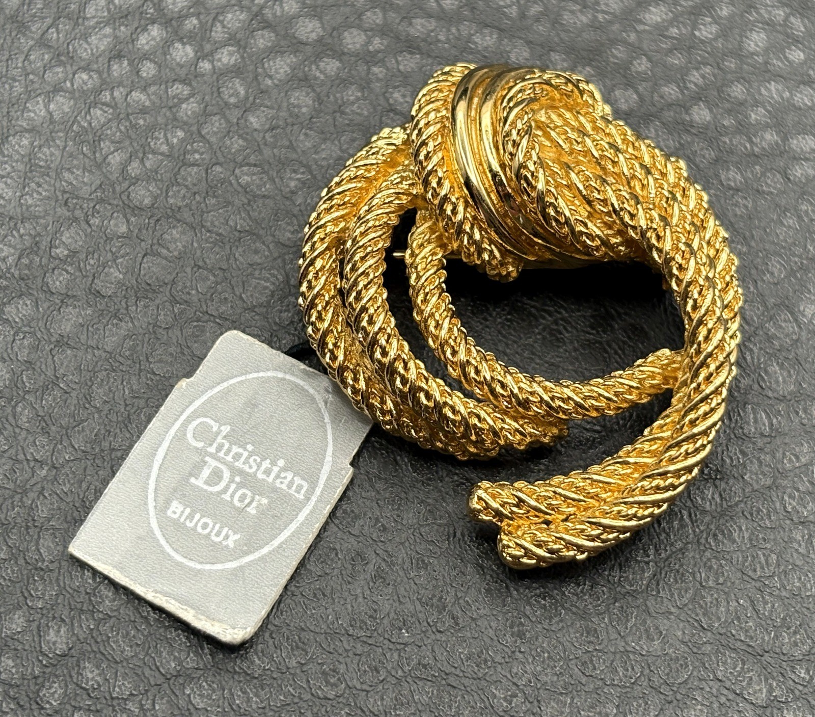 Christian Dior Grosse Designer Gold Tone Twisted Rope Brooch Vintage Bijoux Tag