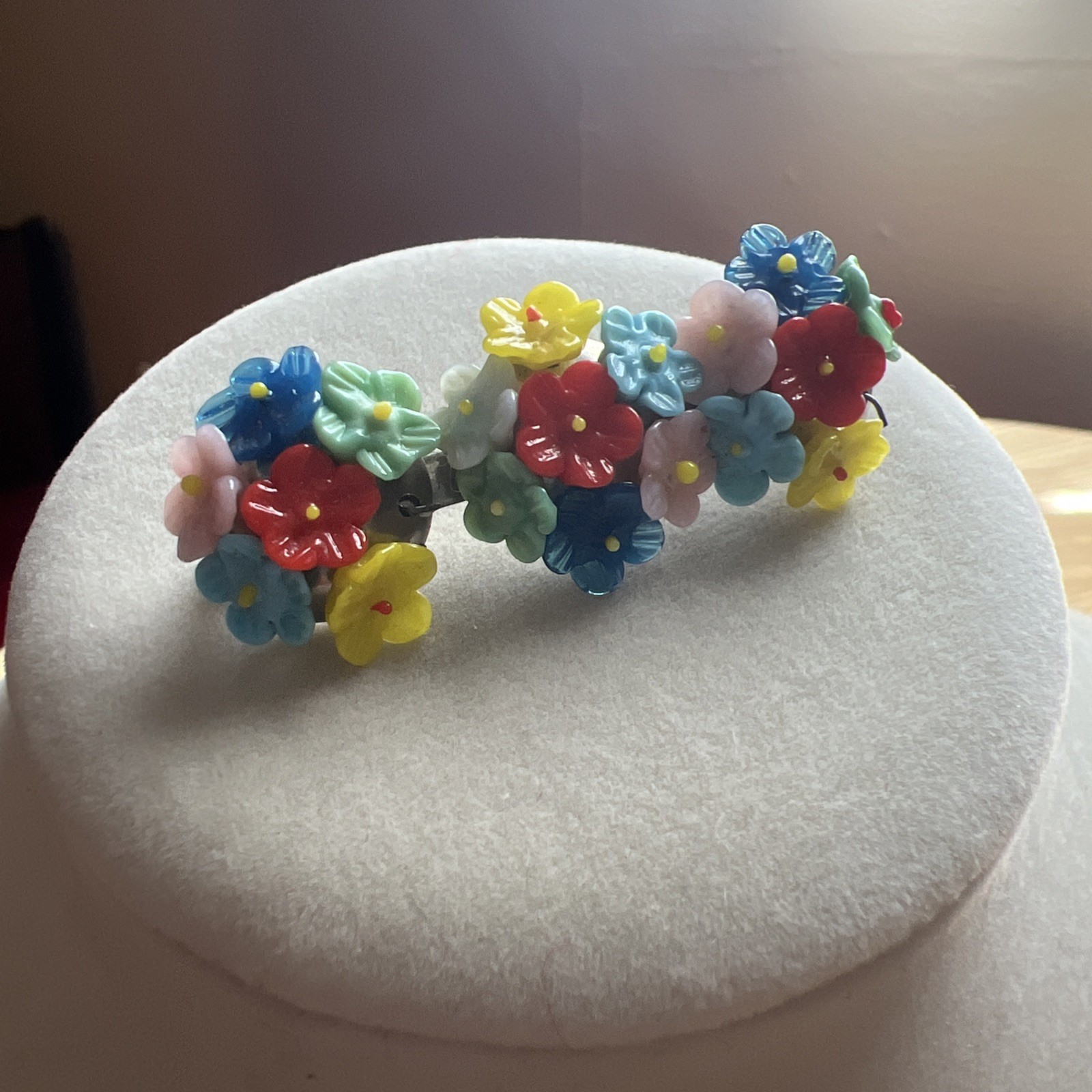 Vtg Czech Glass Flower Miriam Haskell style Brooch Multicolor *missing 2 beads