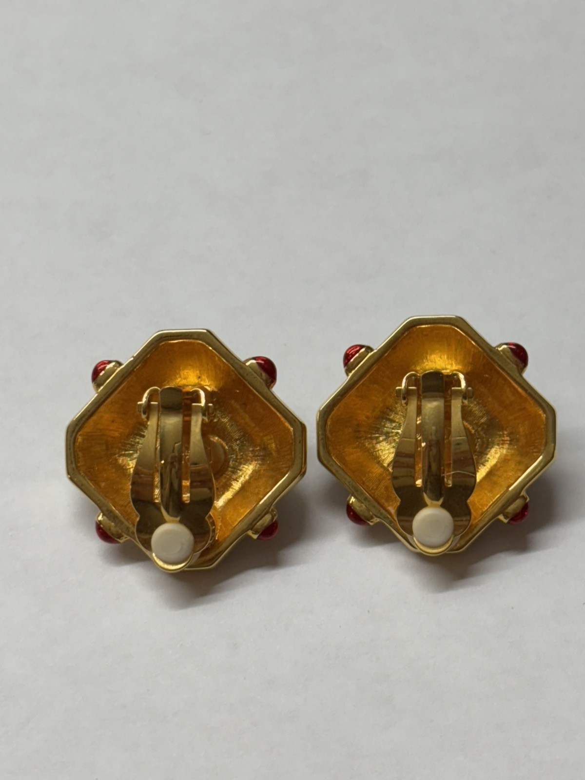 JOAN RIVERS ENAMEL GREEN RED LUCITE CAB CLIP ON EARRINGS SIGNED