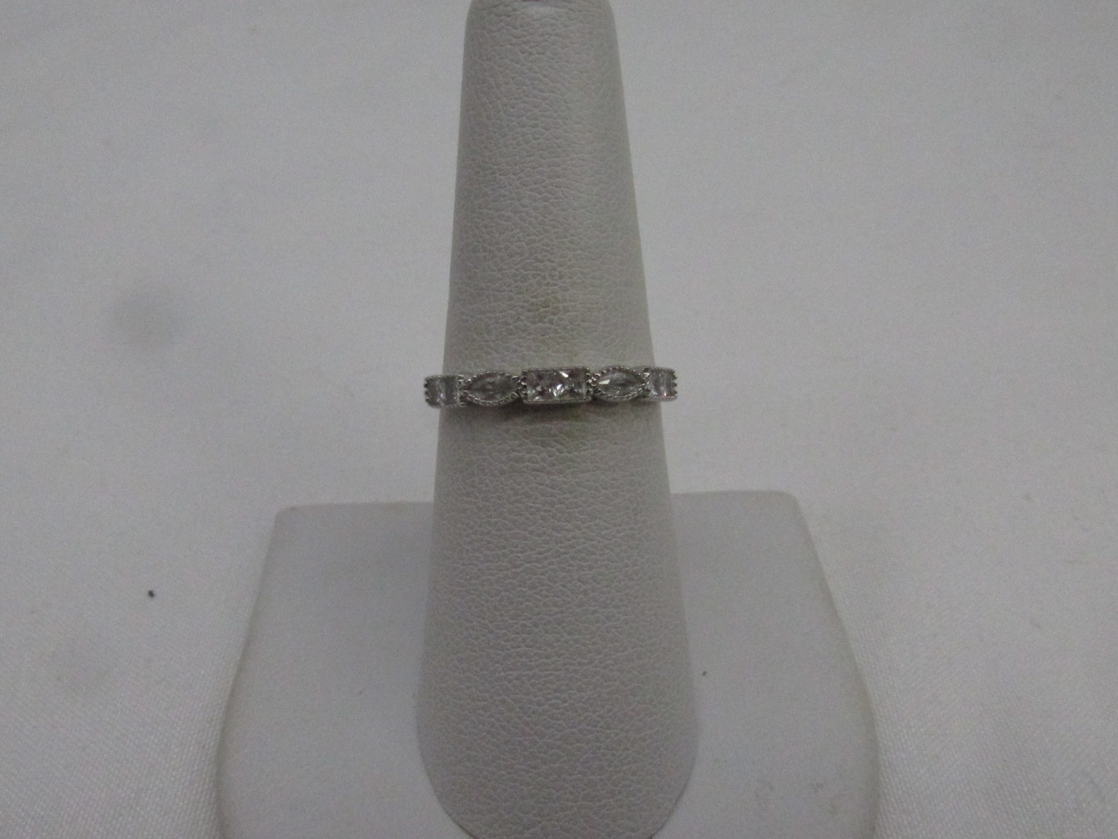Vintage Sterling Silver Clear Multiple Shape Design Band Style Ring Sz 7 #319