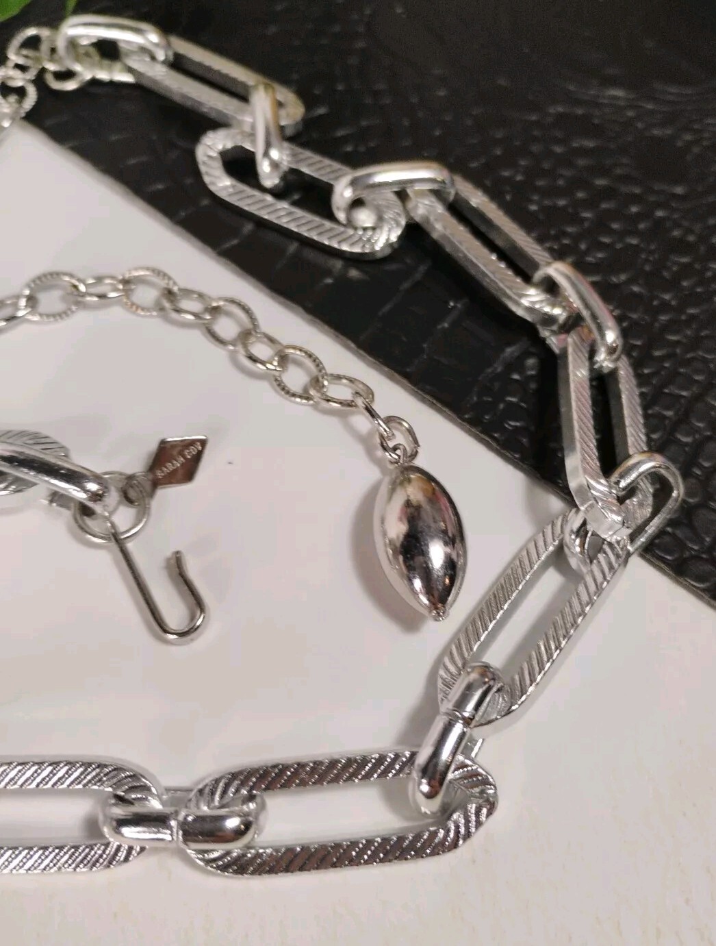 Vintage SARAH COVENTRY Silver Tone Link 28″ Chain Necklace (or Belt), Signed!