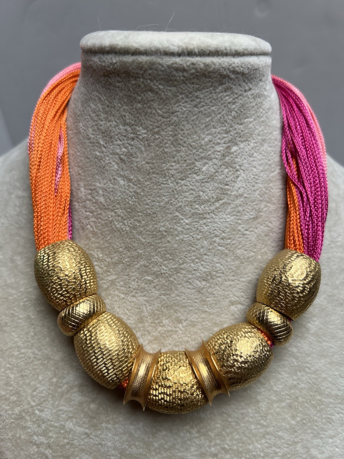 Vintage Cadoro Gold Tone Rings On Pink Orange Embroidery Floss Necklace 15”