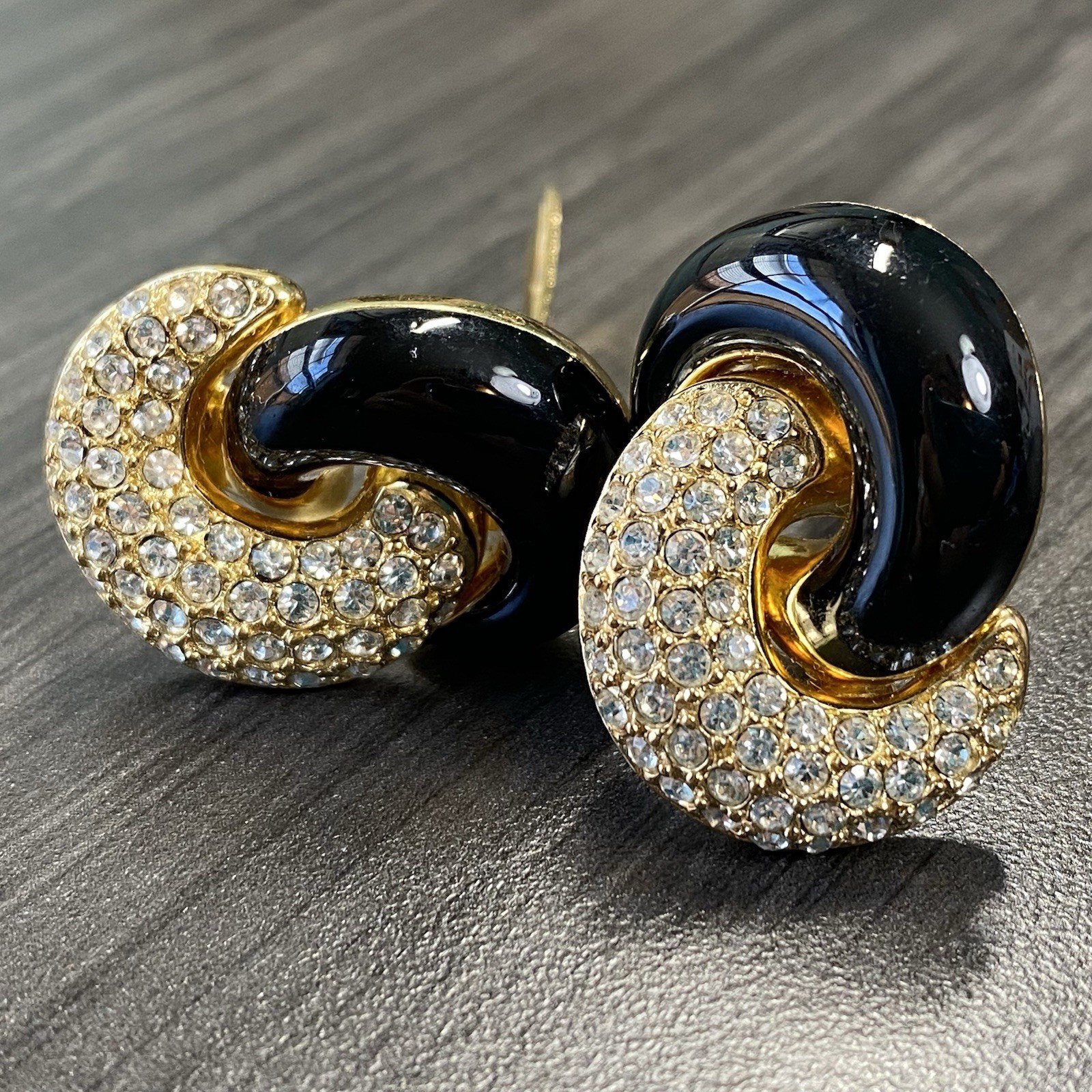 Christian Dior Enamel & Rhinestone Earrings – Chr. Dior Knot Earrings