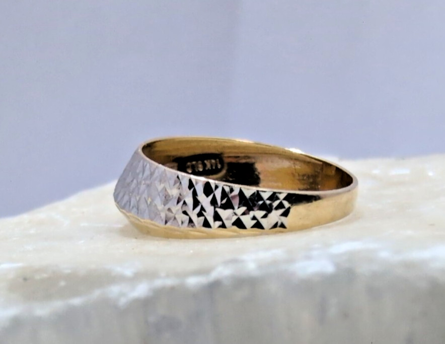14k VTG 6-see pics Textured Yellow White Gold Ring Vtg 1.88 Grams