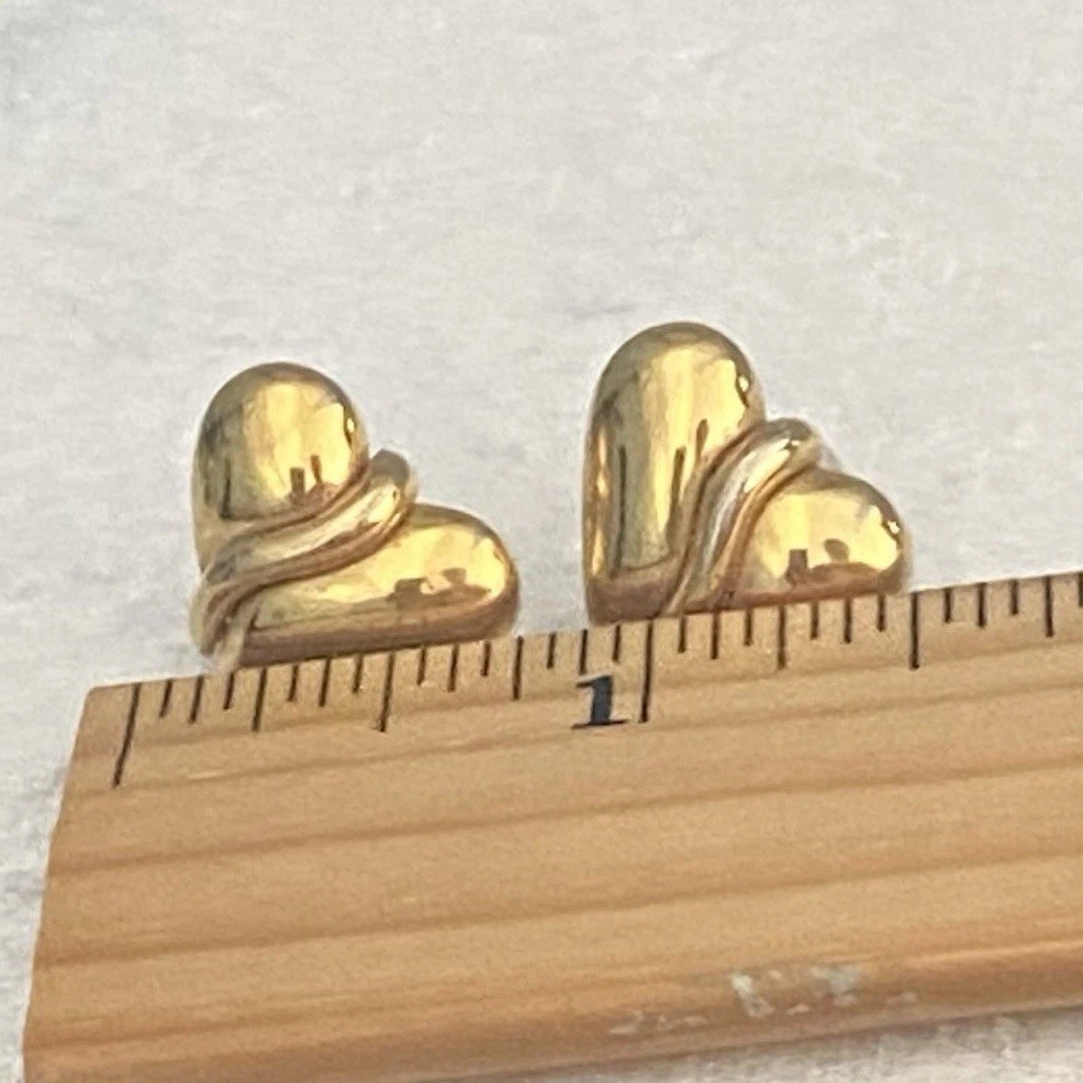 Earrings Monet Gold Tone Heart Pierced Knot Brushed Matte 80’s Vintage