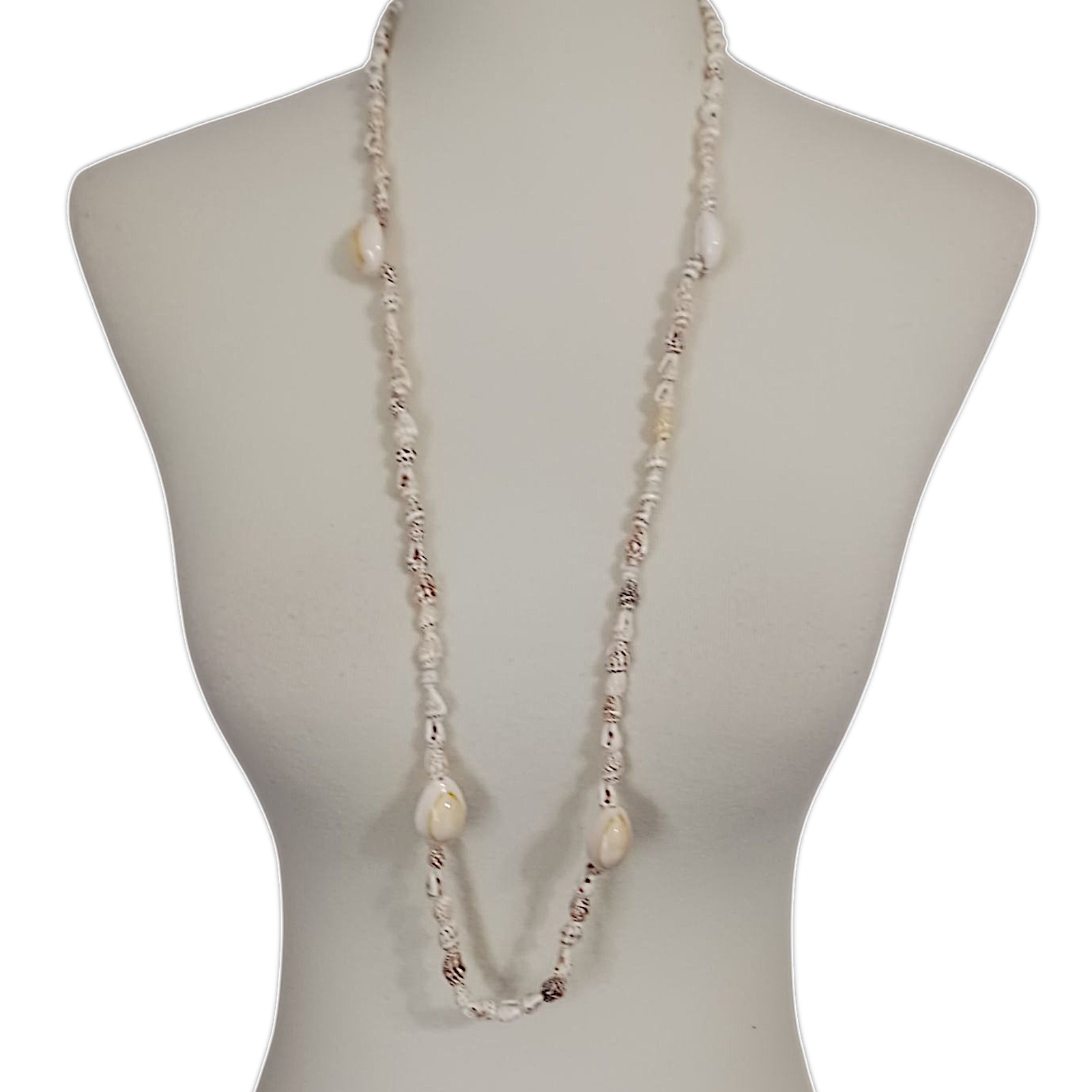Vintage Cowrie Momi Shell Necklace Strand Hawaiian Lei Beachy Coastal Tropical