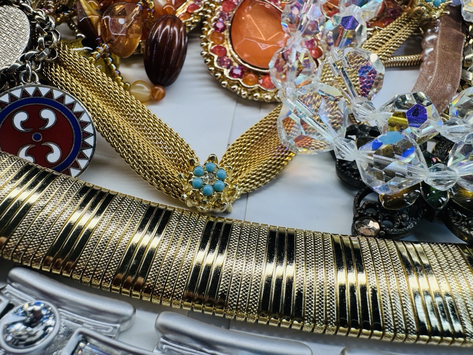Necklace Bracelet Jewelry Lot Unsigned Over 110 Pieces Resellers All Wearable