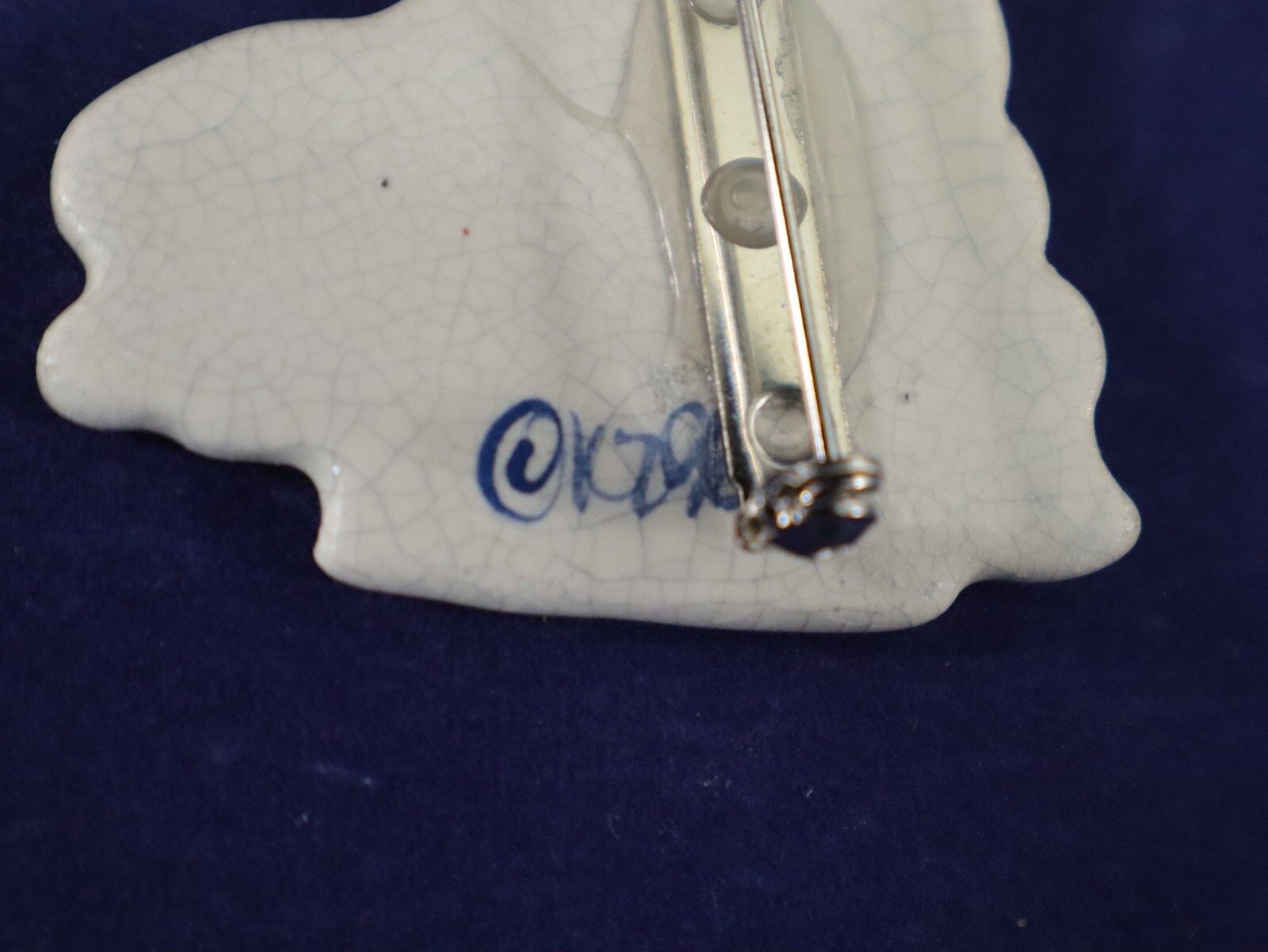 Bunny Rabit Family BROOCH Pin Blue & White Artist Signed