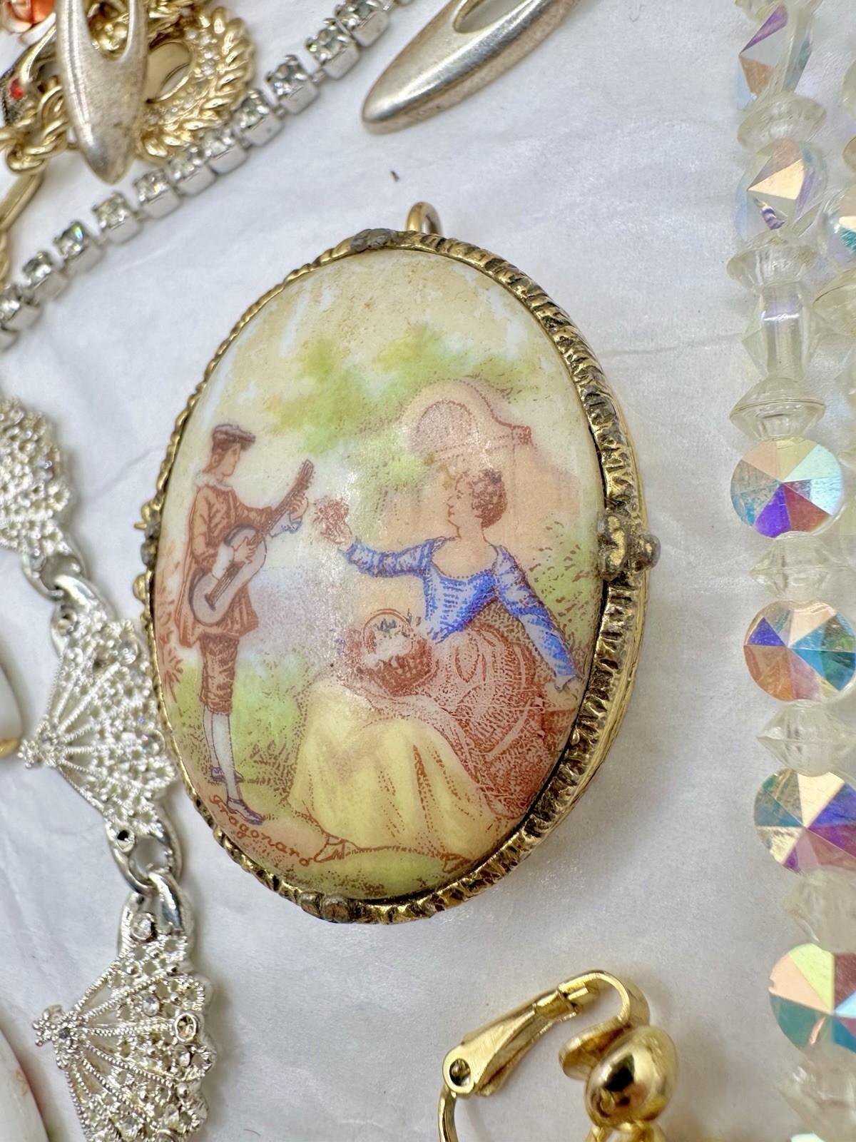 Antique VTG Estate Jewelry Gold Tone Monet Avon Crystal Romantic Sparkle Read