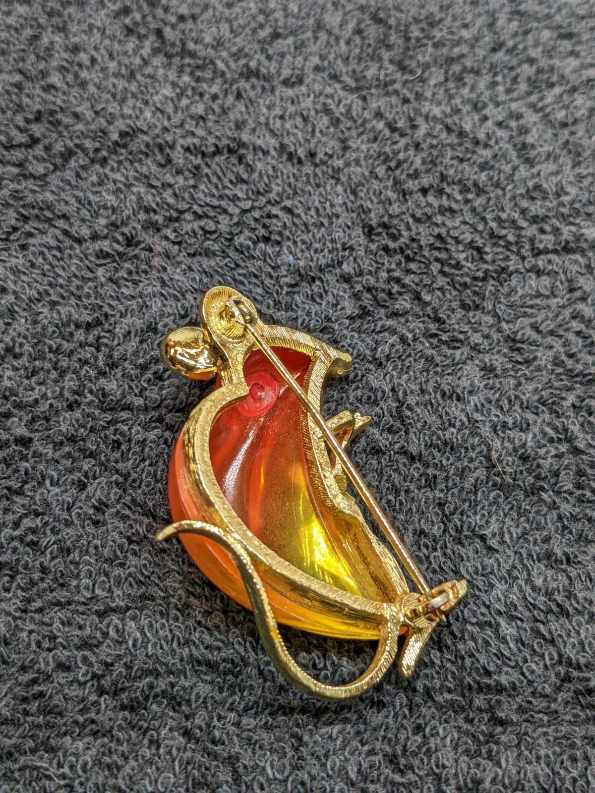 Vintage Mouse Brooch Mid Century Lucite Acrylic Figural Gold Tone Novelty Pin