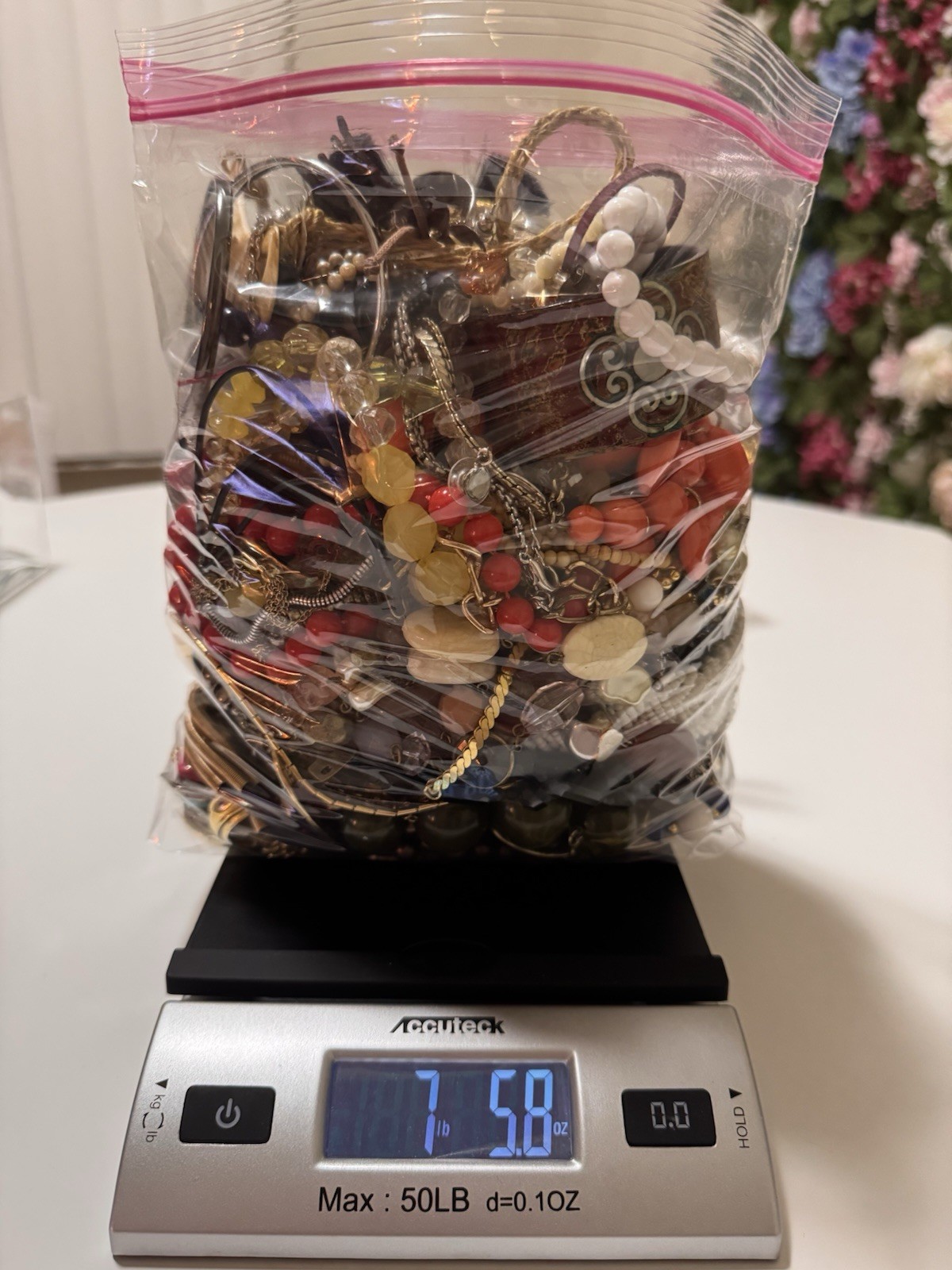 Vintage to Now Costume Jewelry & Components LOT CR-#101