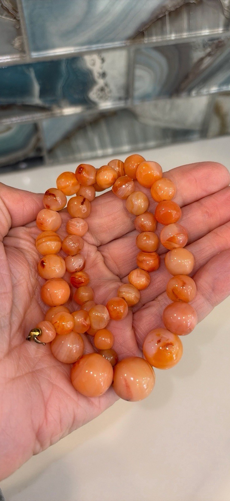 Vintage Peachy Orange Agate Necklace Beautiful Color Variations EUC