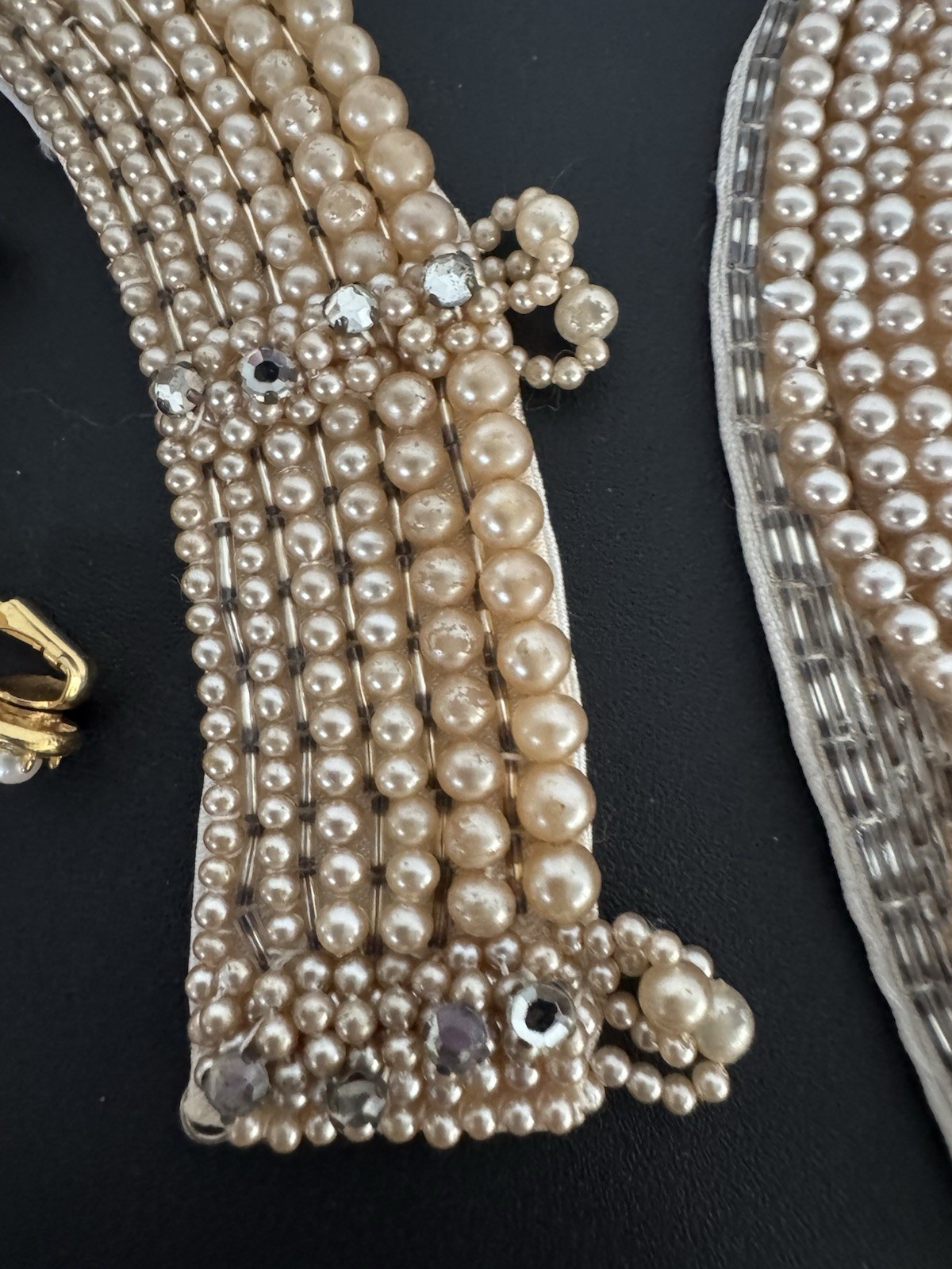 Huge-estate-jewelry-Lot-Faux Pearl- Costume Jewelry Lot B 32 Pieces
