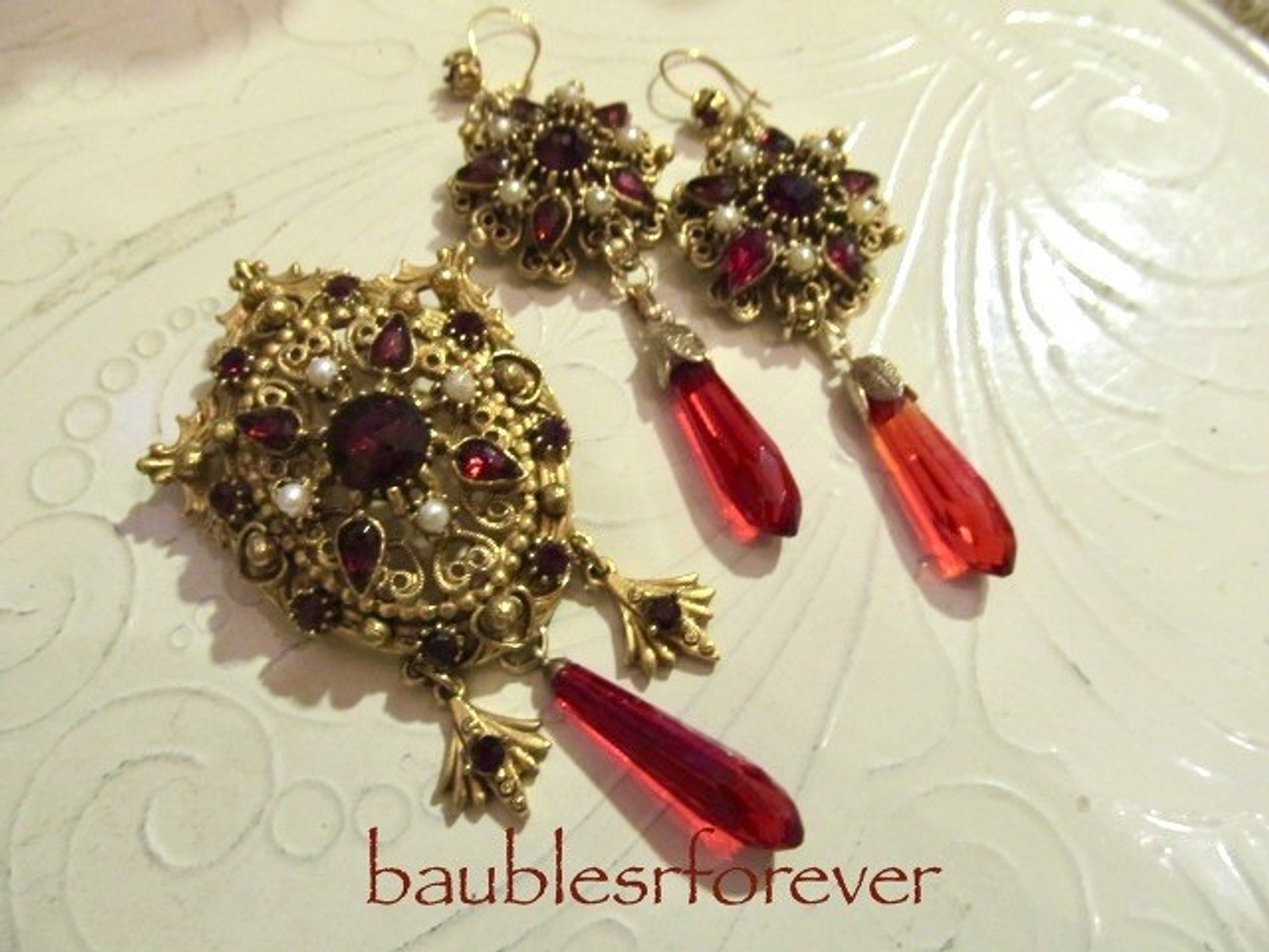 VtG FLORENZA Faux Garnets & Pearl Necklace Pin/Pendant and Bracelet SET Restored