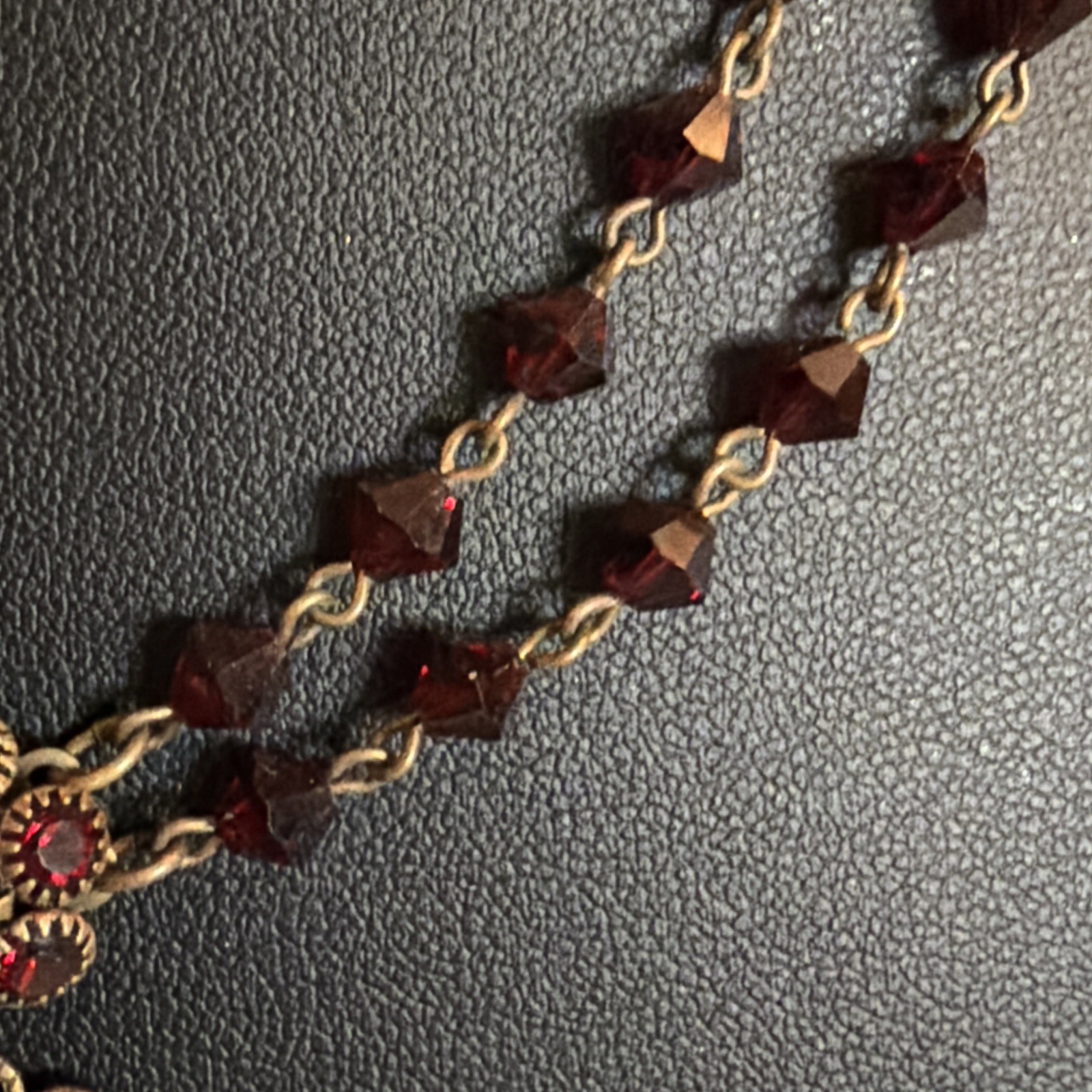 VINTAGE BOHEMIAN GARNET NECKLACE 15.5” Signed