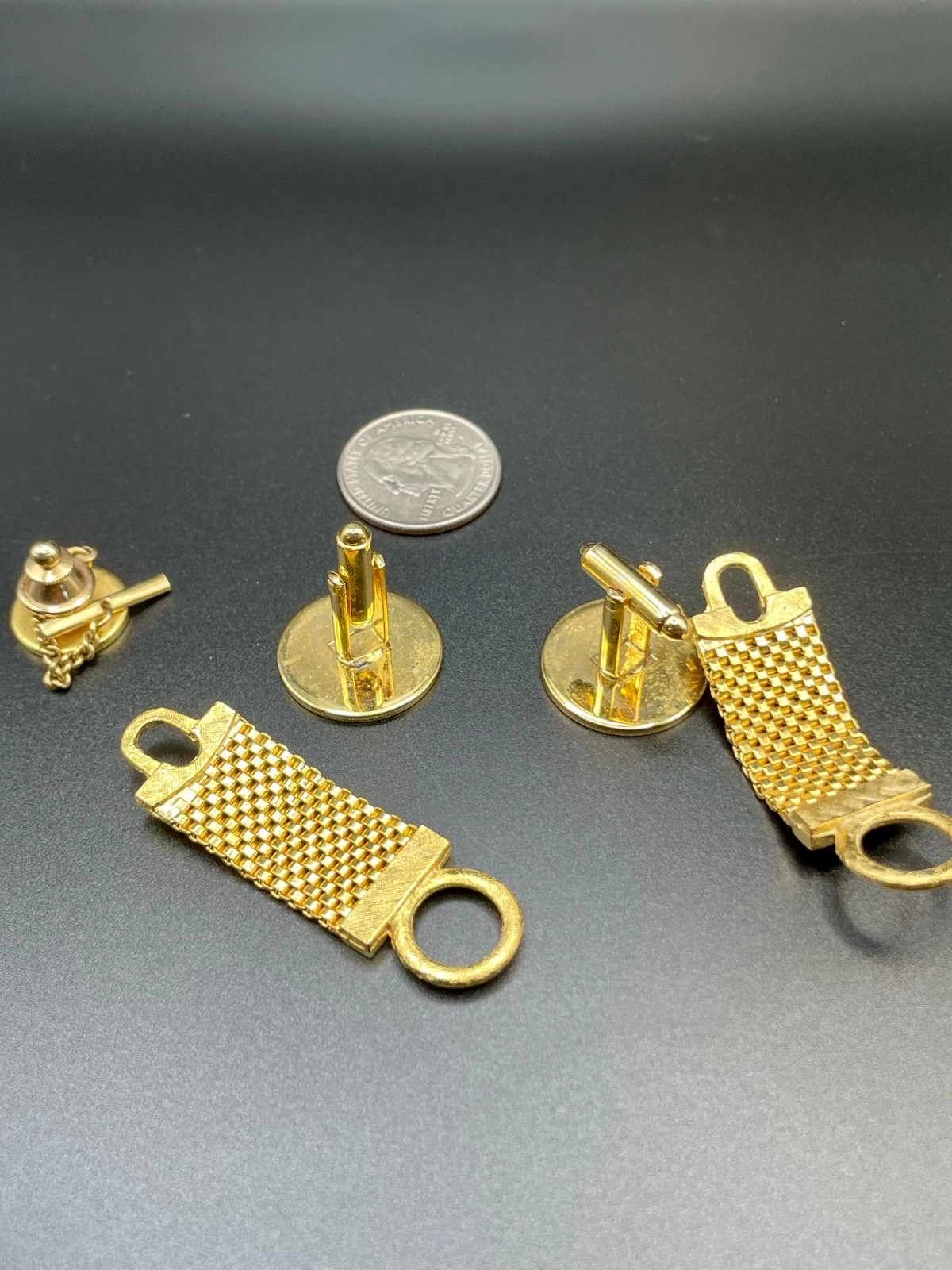 Vintage Dante Gemini Zodiac Coin Gold Tone Mesh Wraparound Cufflink Tie Tack Set