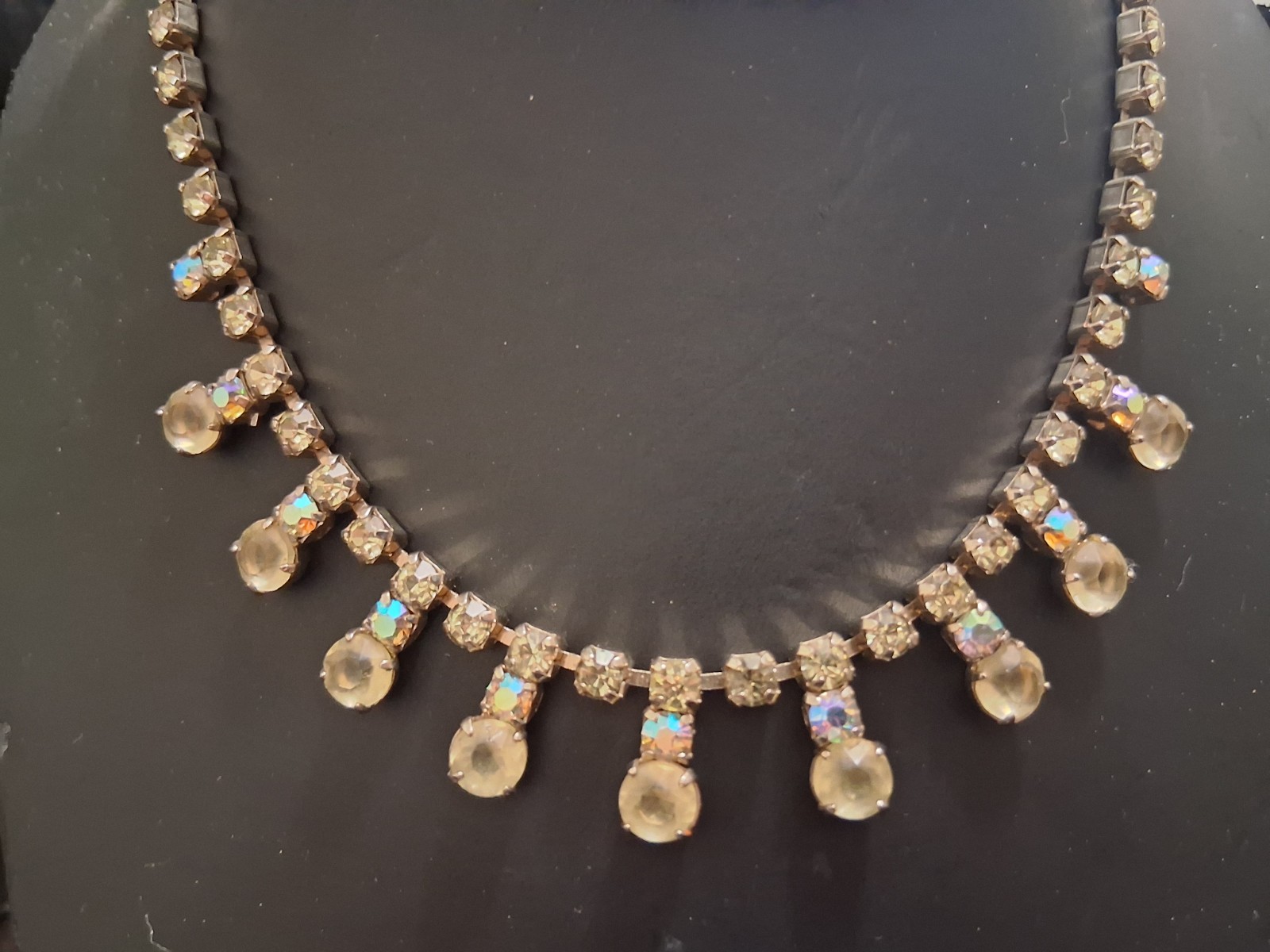 Frosted yellow jonquil crystal, faceted yellow rhinestone necklace w/aurora AB